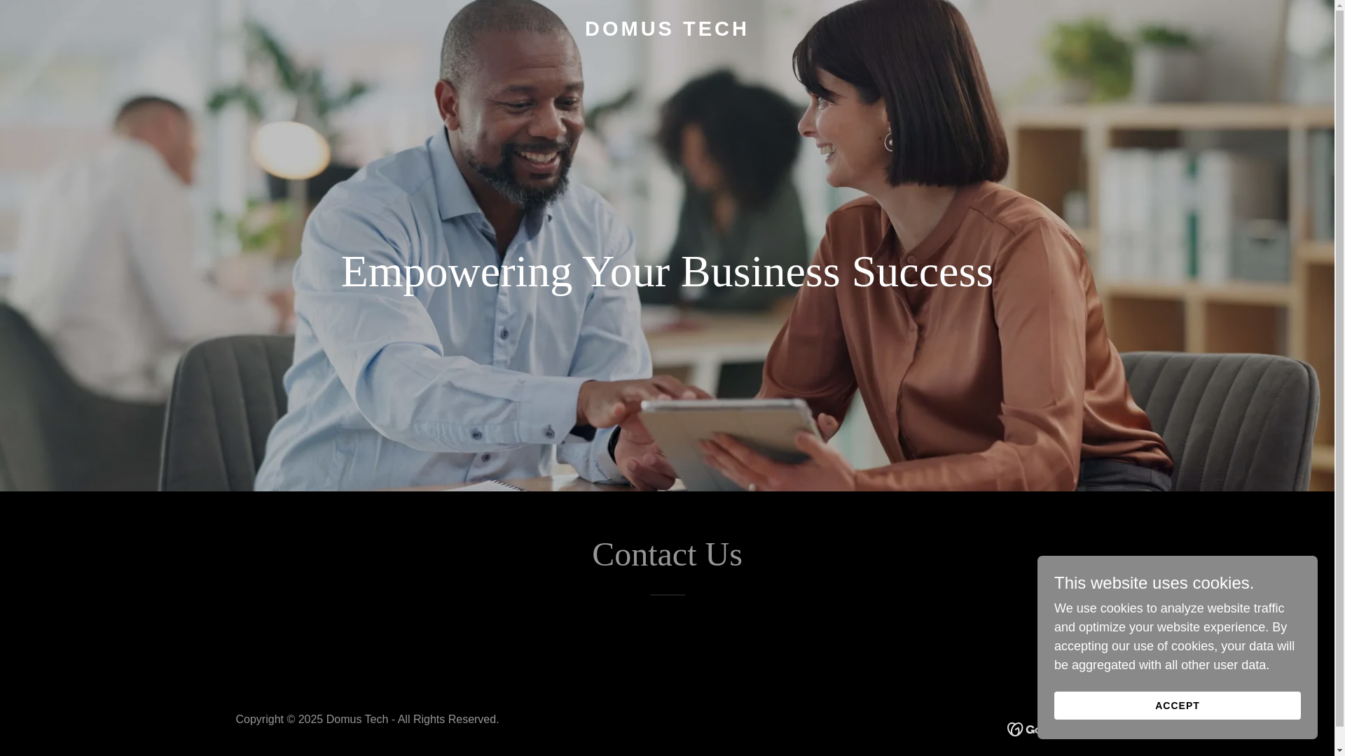 website screenshot of https://domustech.in/