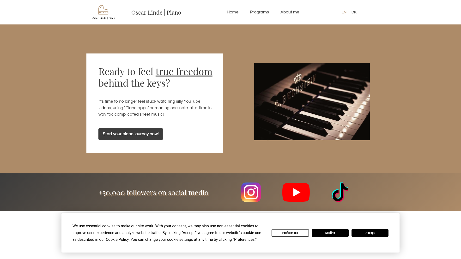 website screenshot of https://oscarlindepiano.com/