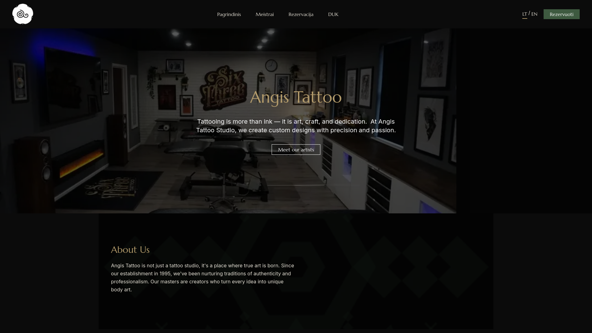 website screenshot of https://angis-tattoo.pages.dev/
