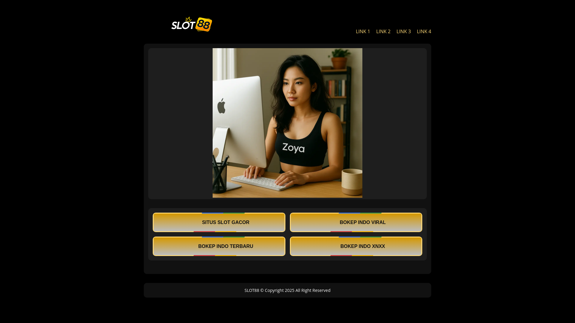 website screenshot of https://zoya-collections.pages.dev/