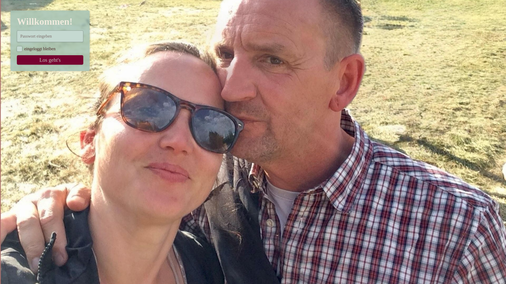 website screenshot of https://angela-mario-22082026.de/