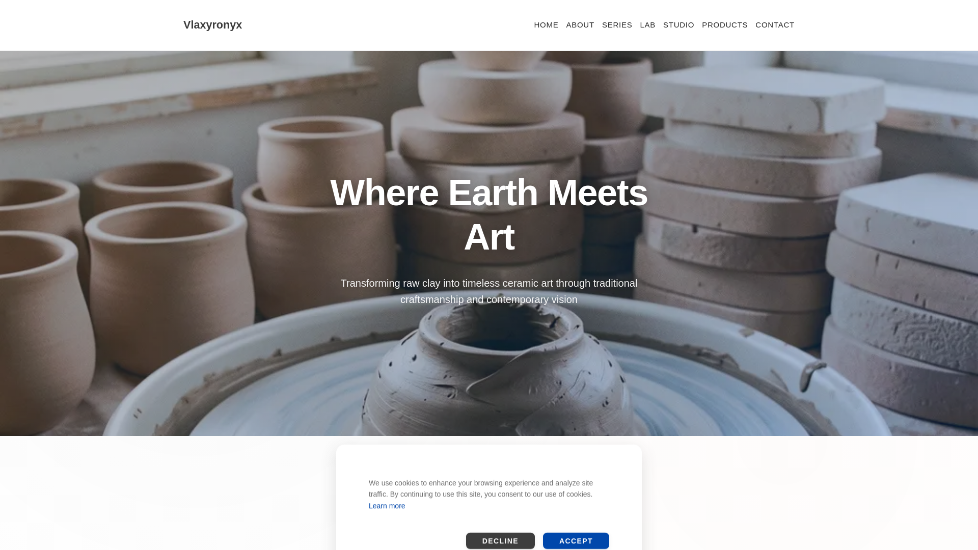 website screenshot of https://vlaxyronyx.world/