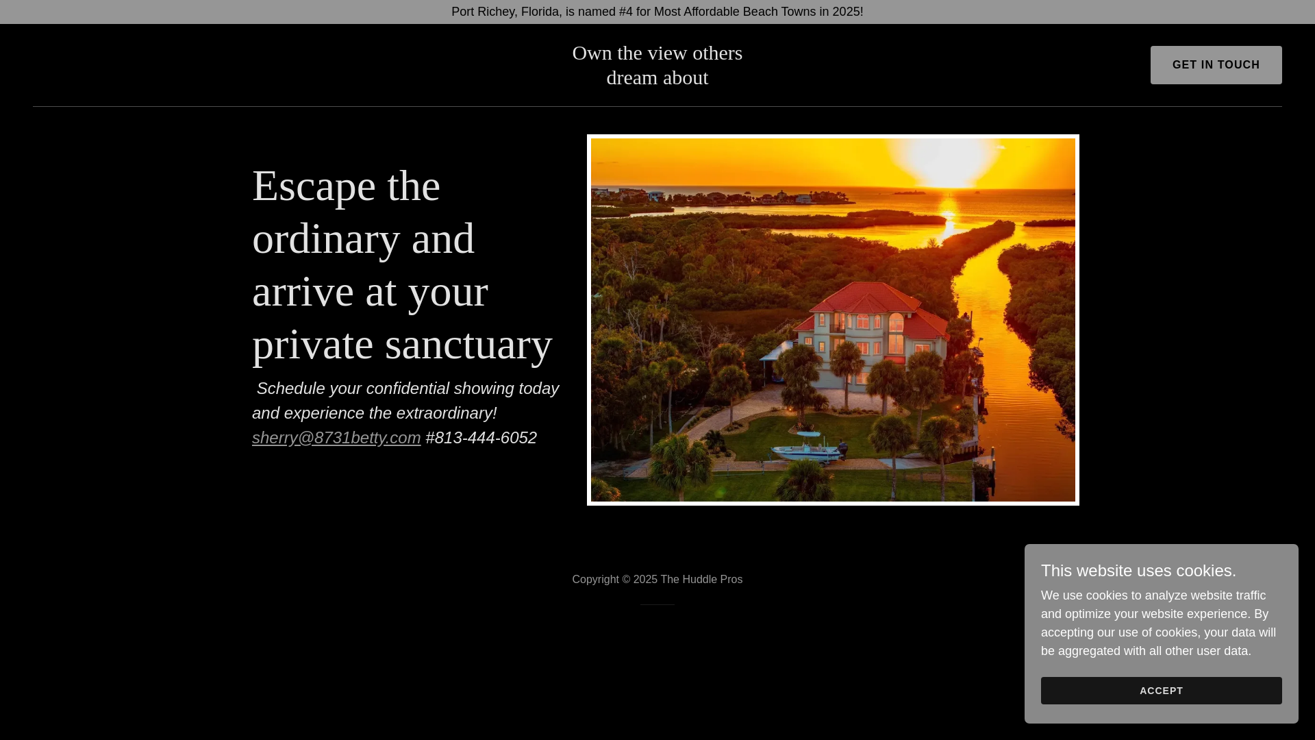 website screenshot of https://thehuddlepros.net/