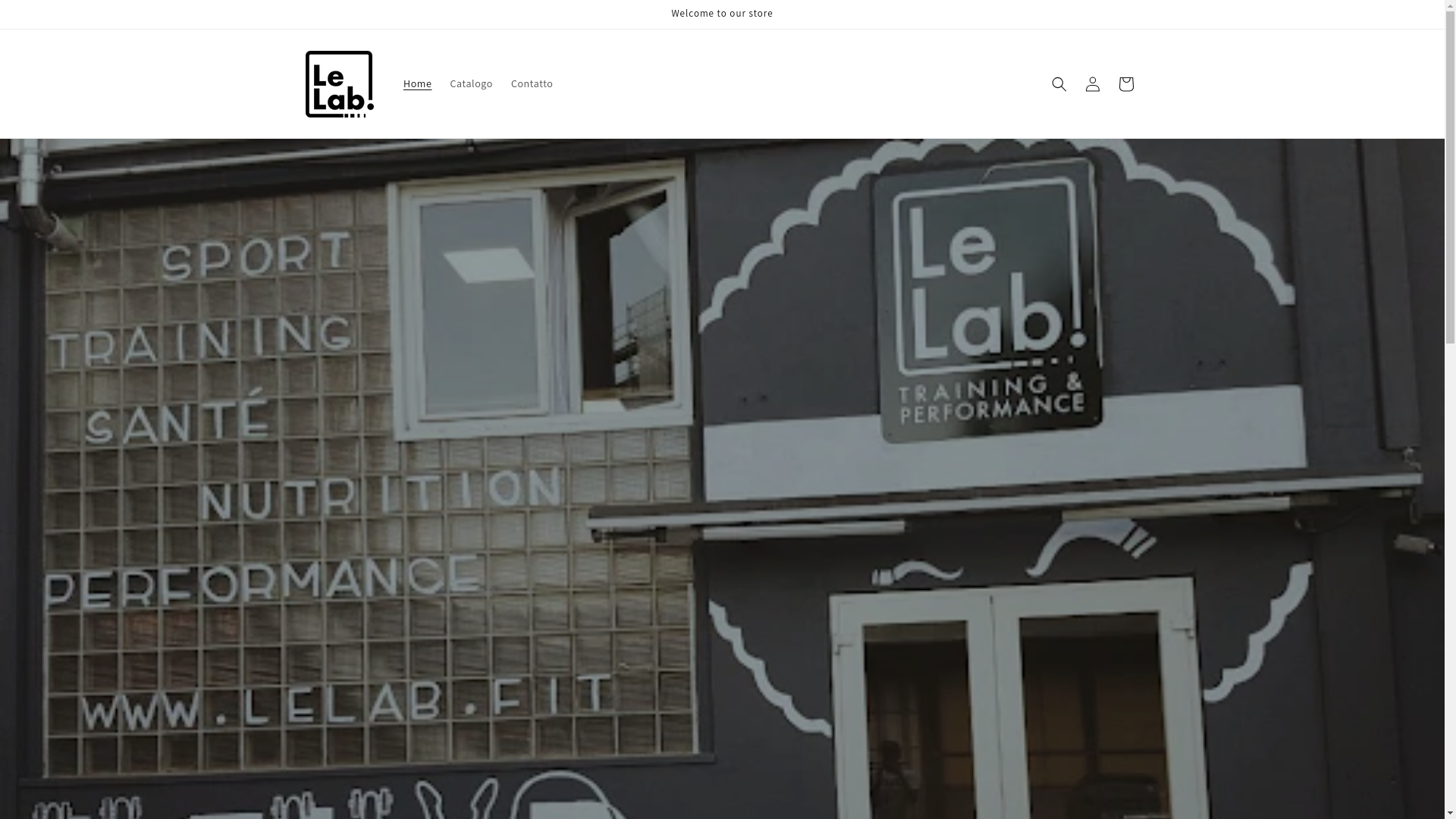 website screenshot of https://lelabclothing.com/
