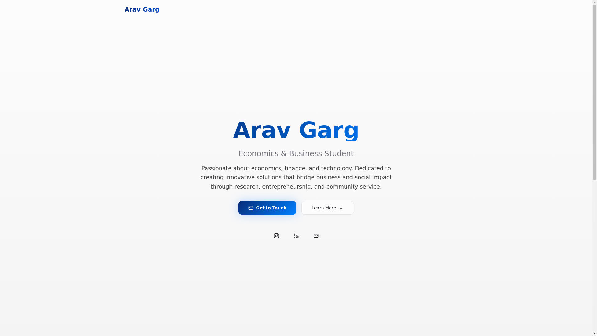 website screenshot of https://aravgarg.com/