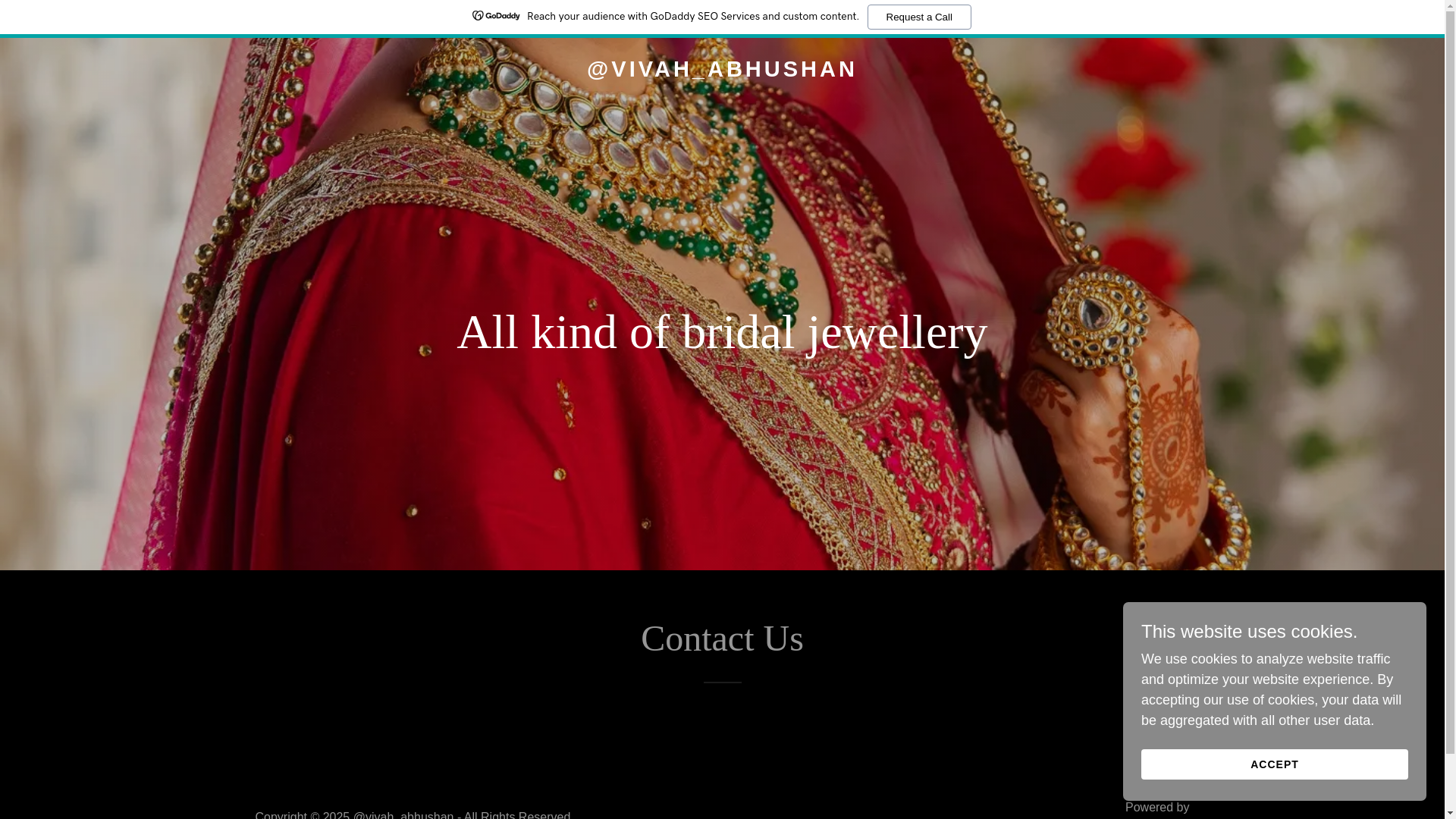website screenshot of https://vivahabhushan.in/