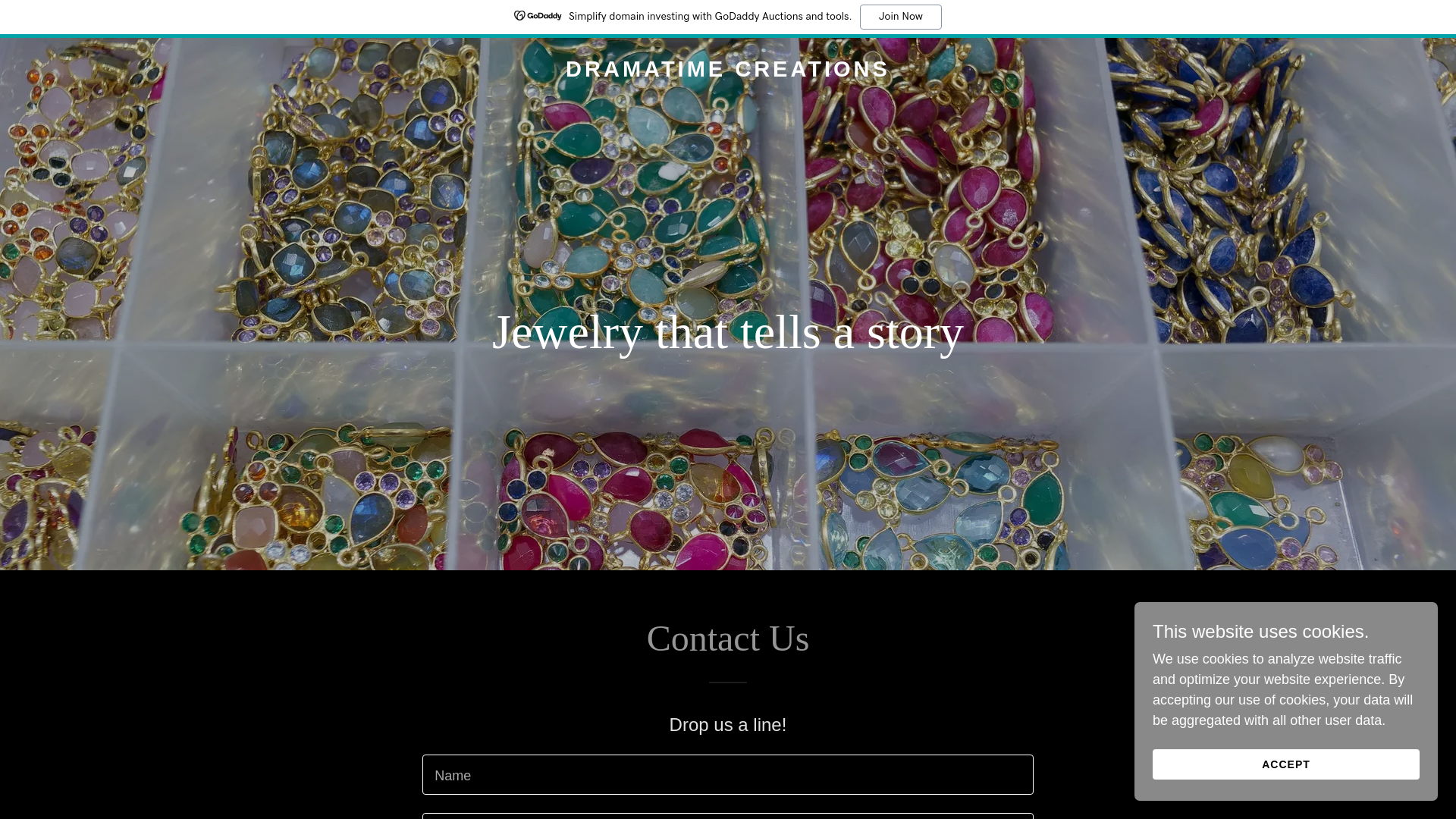 website screenshot of https://dramatimecreations.com/