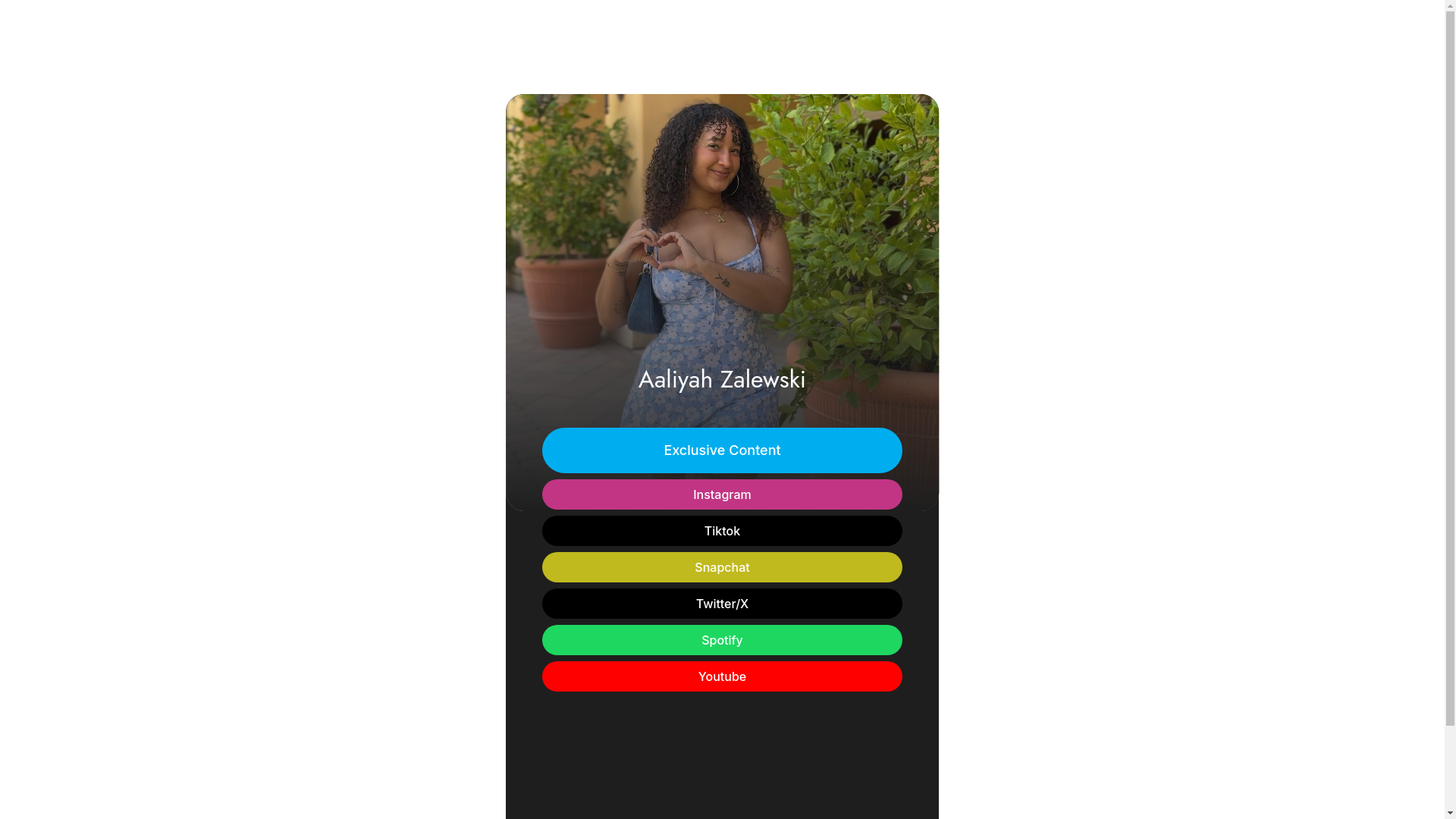 website screenshot of https://edmflowerfairyofficial.com/