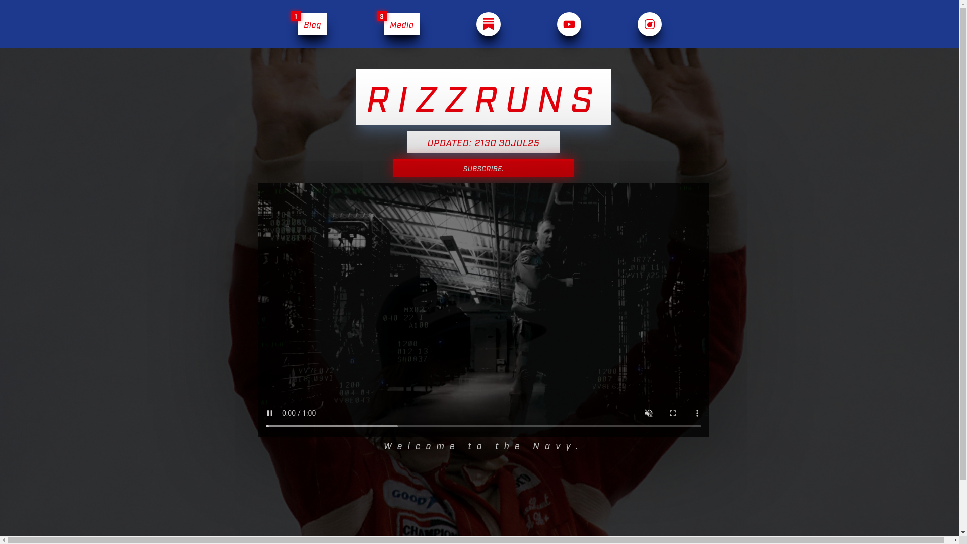 website screenshot of https://daveytheblackdog.com/