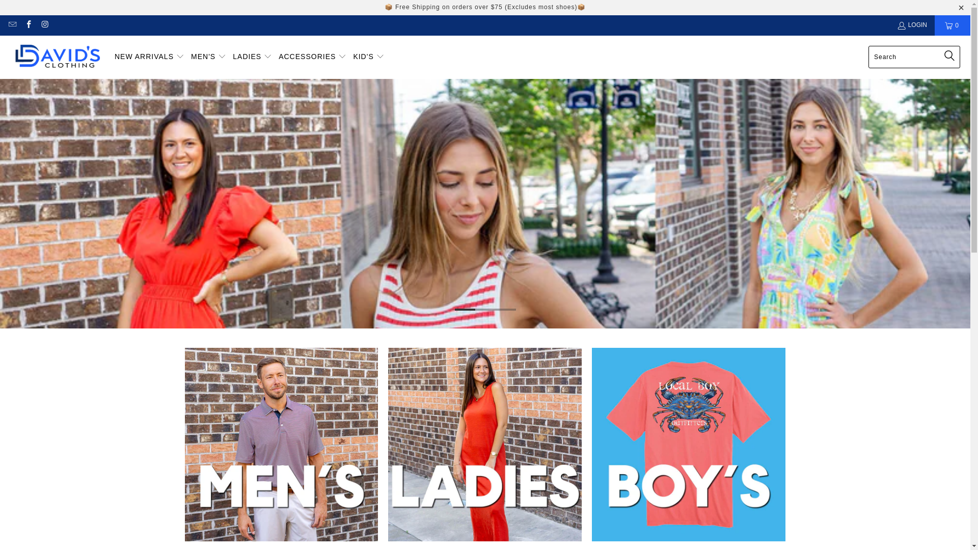 website screenshot of https://davidsclothingshop.com/