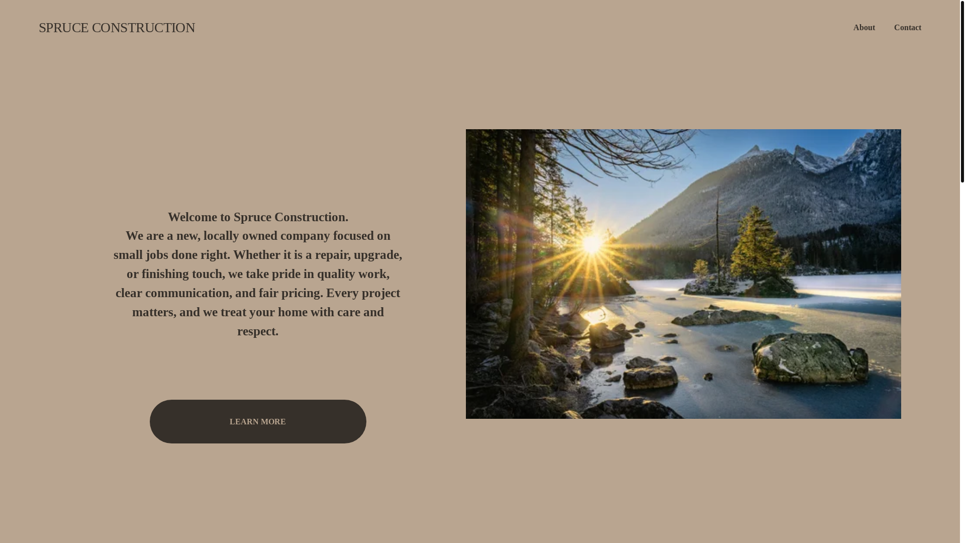 website screenshot of https://spruce-construction.com/