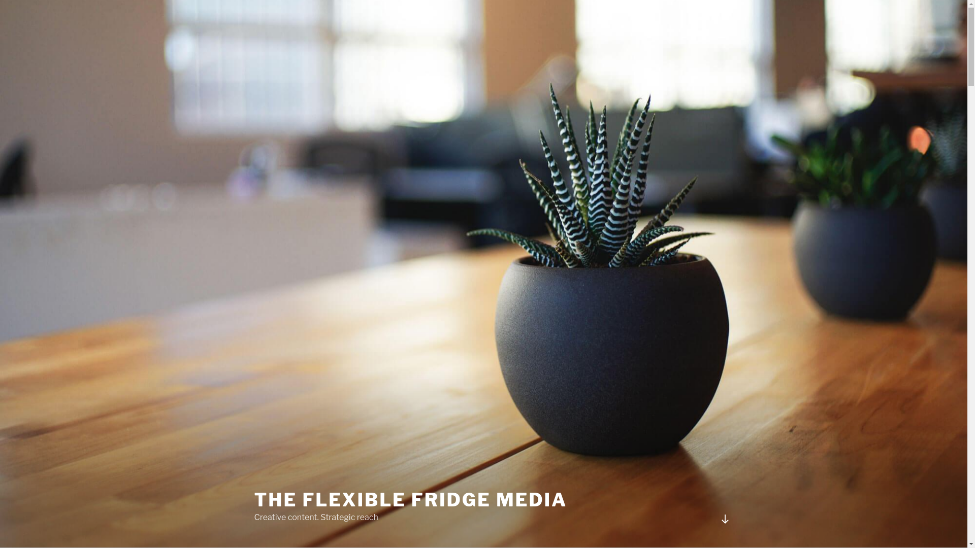 website screenshot of https://theflexiblegardentable.com/
