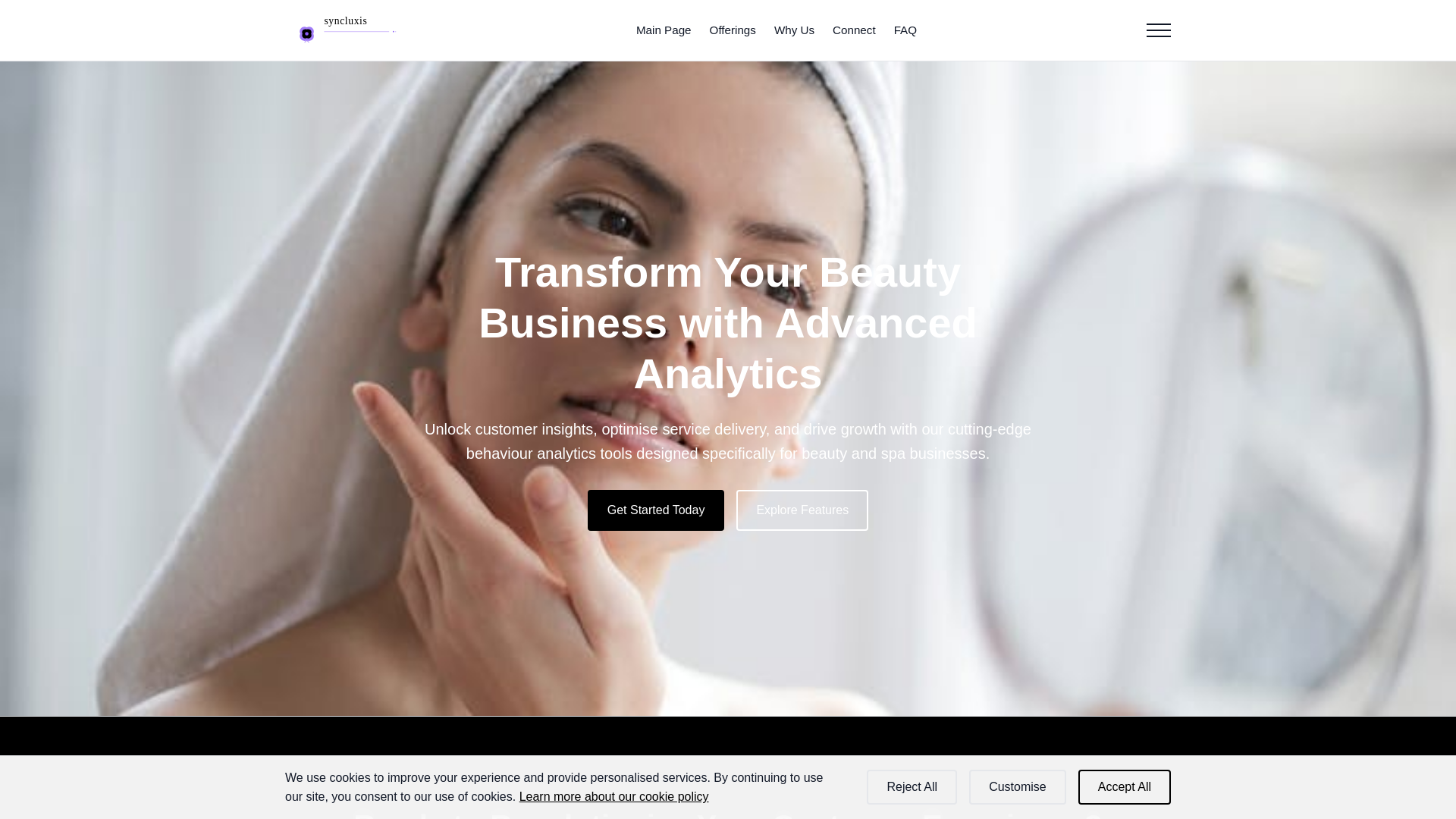 website screenshot of https://syncluxis.top/