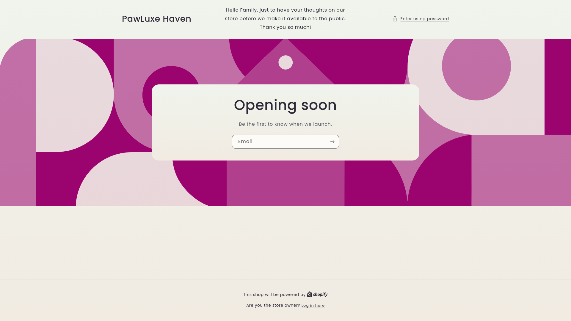website screenshot of https://pawluxehaven.online/