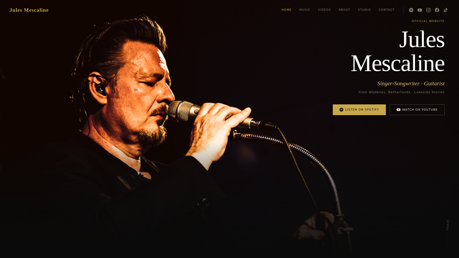 website screenshot of https://julesmescaline.com/