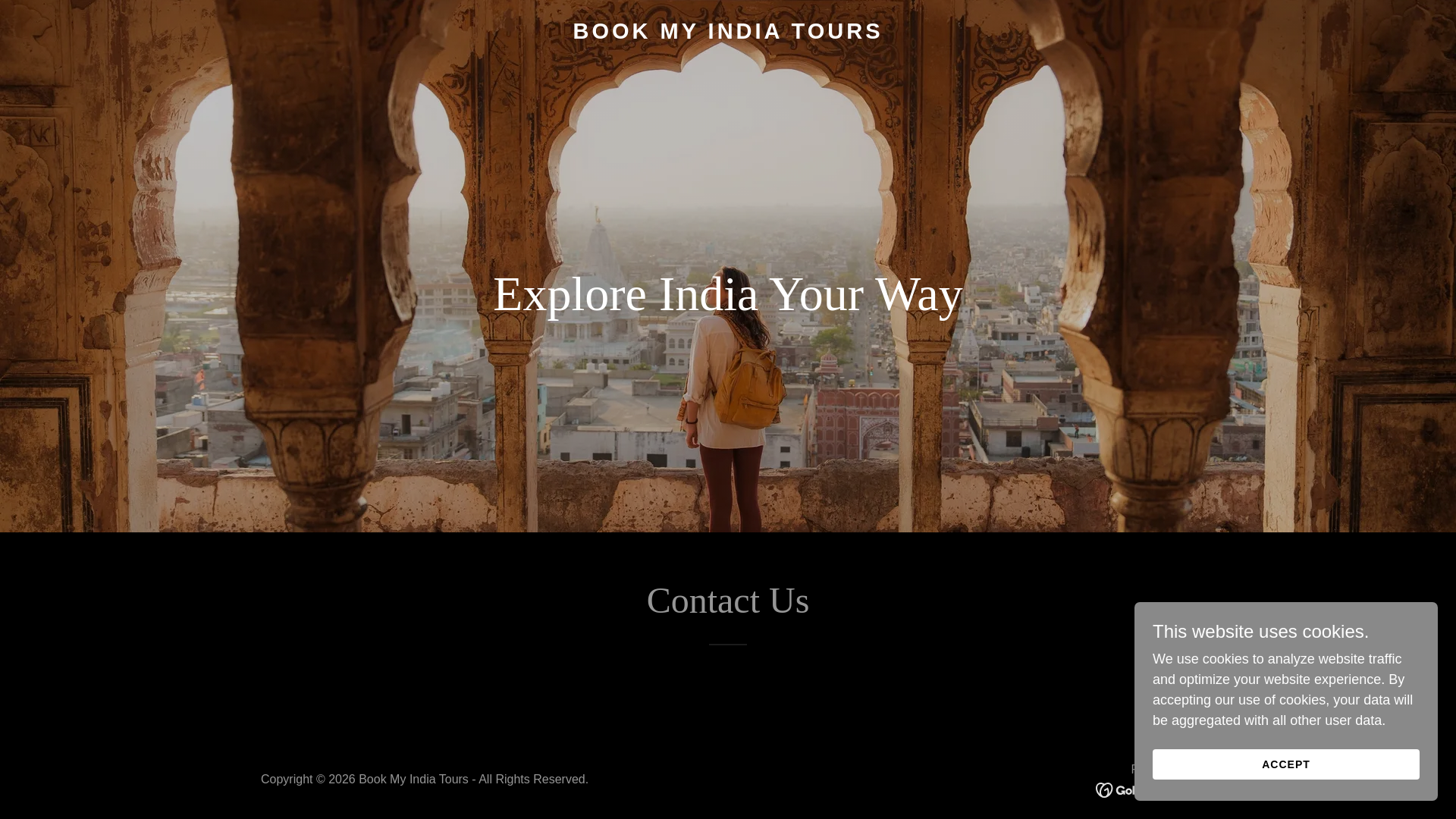 website screenshot of https://bookmyindiatours.com/