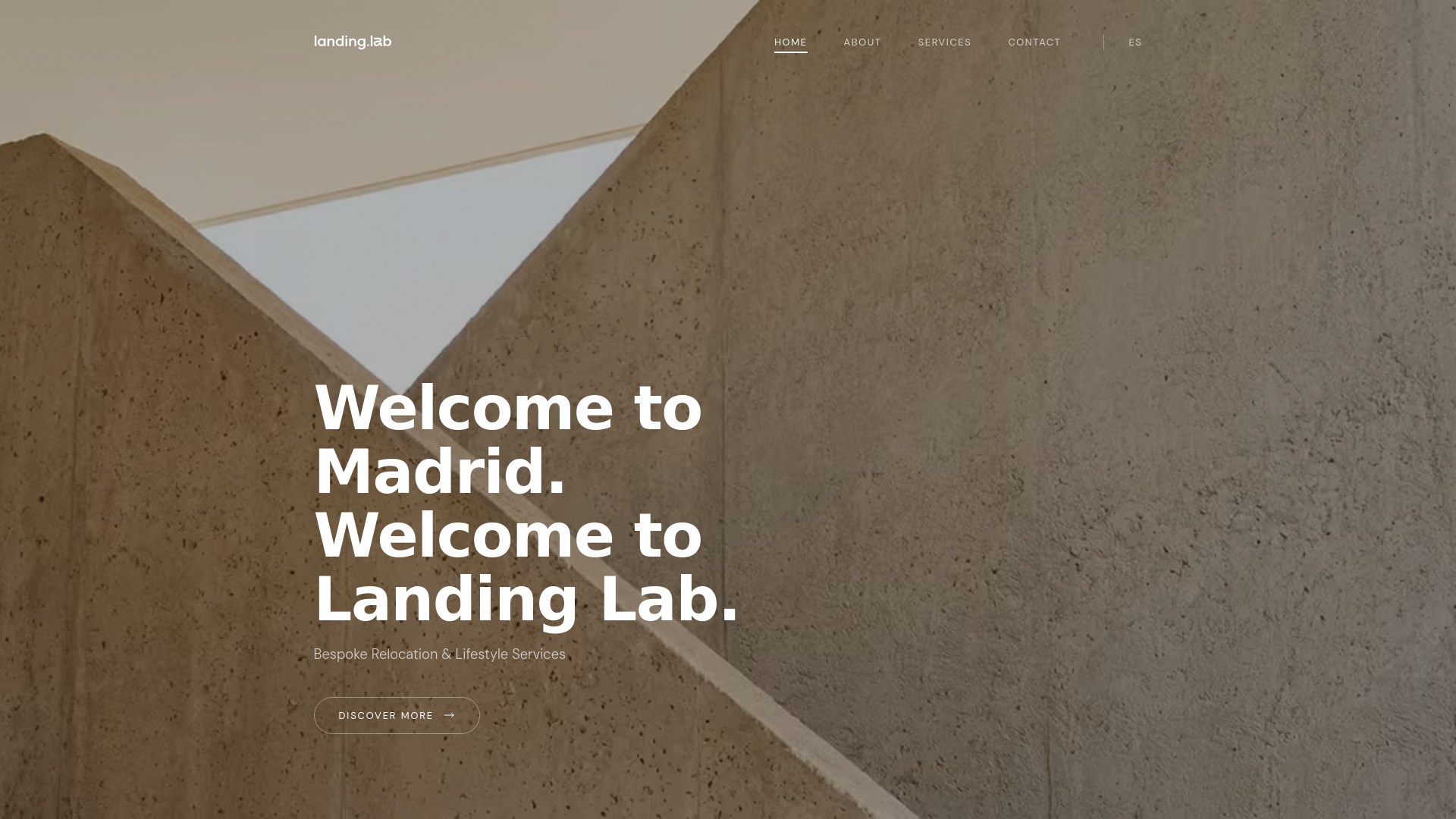 website screenshot of https://landinglabexperience.com/