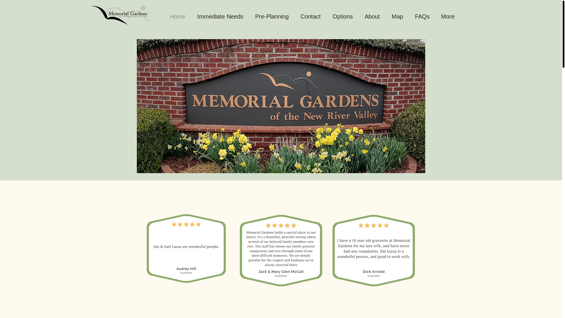 website screenshot of https://memorialgardensnrv.net/