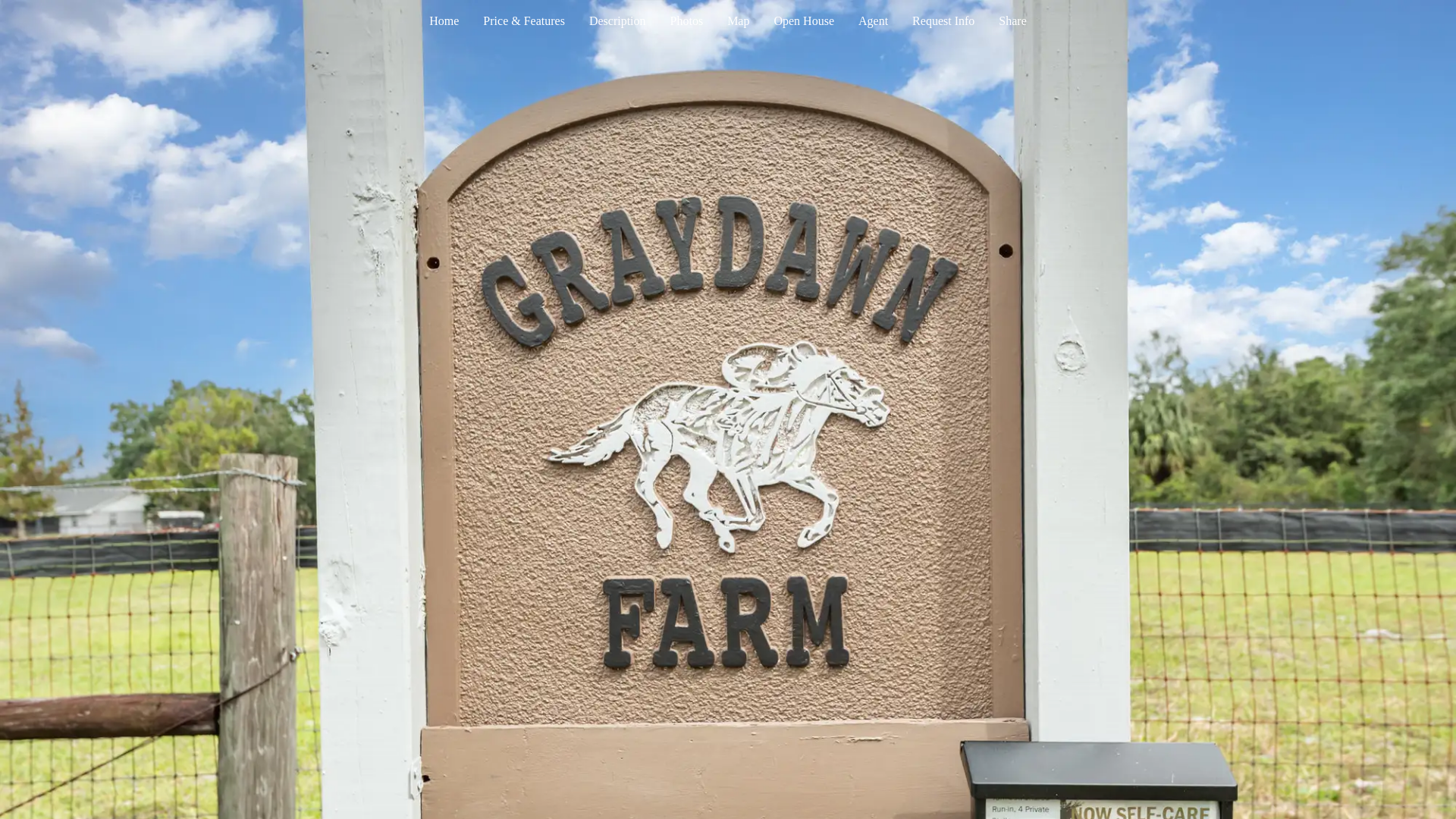 website screenshot of https://barnbeacheshomestead.com