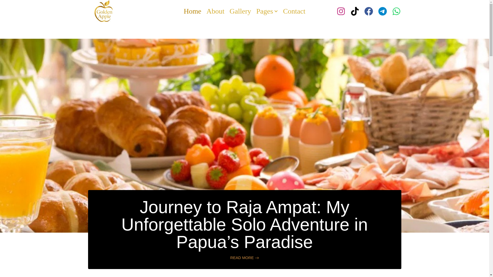 website screenshot of https://goldenapple.com.mx/