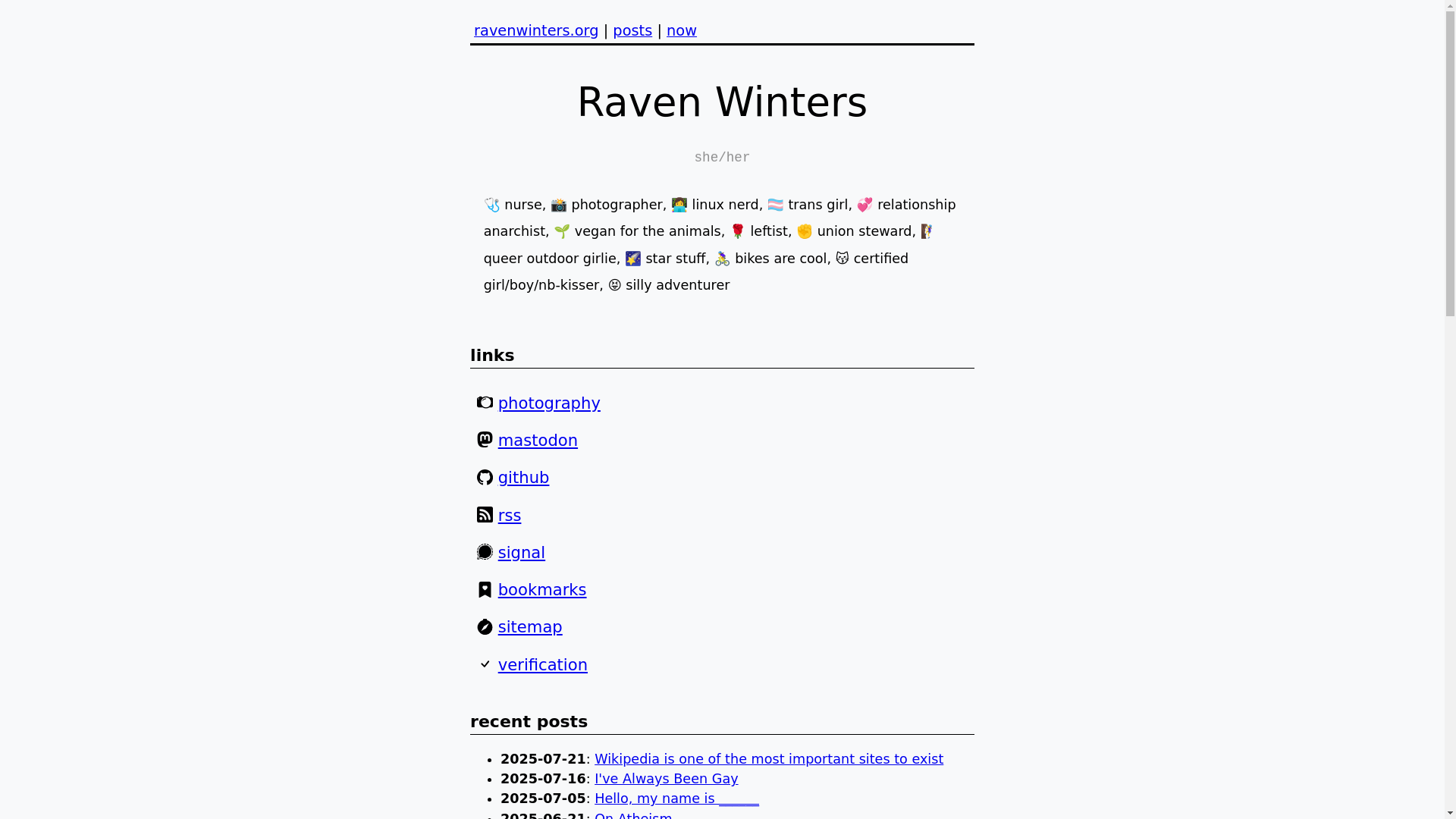 website screenshot of https://raven.lgbt/