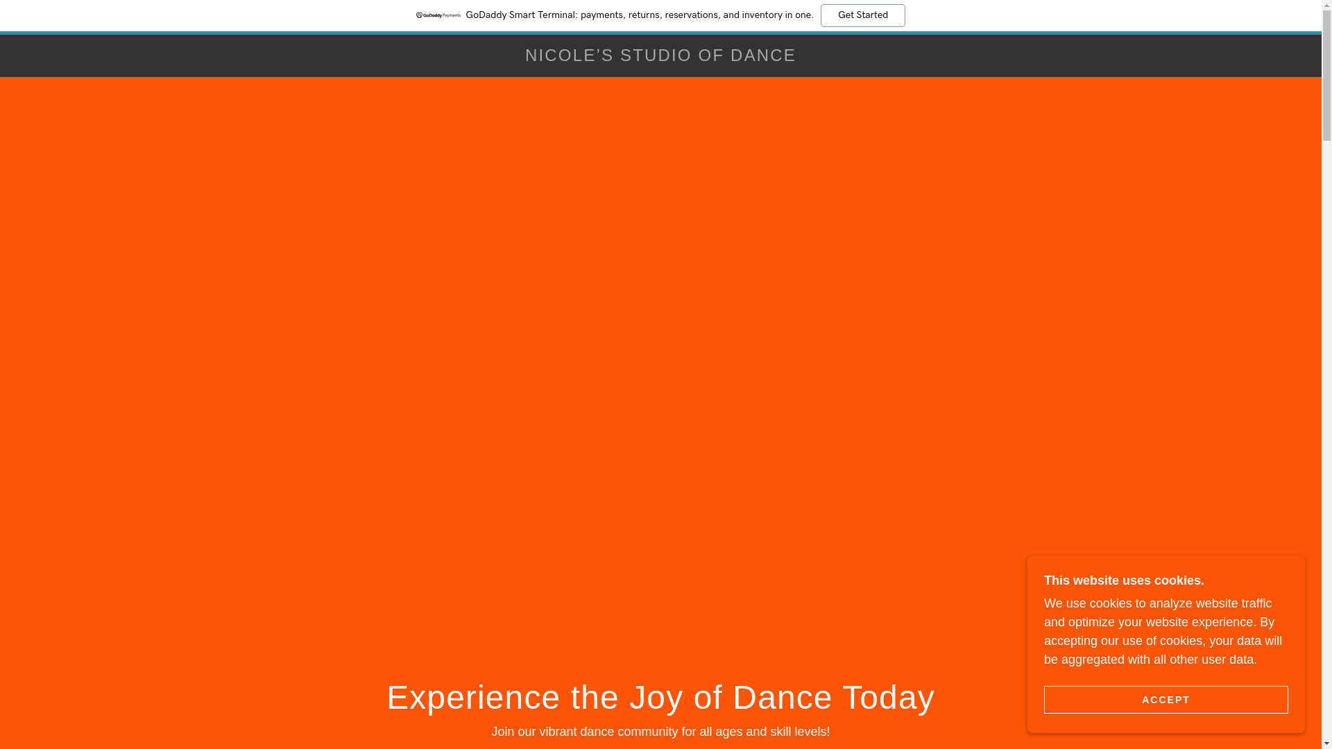website screenshot of https://nicolesstudioofdance.com/