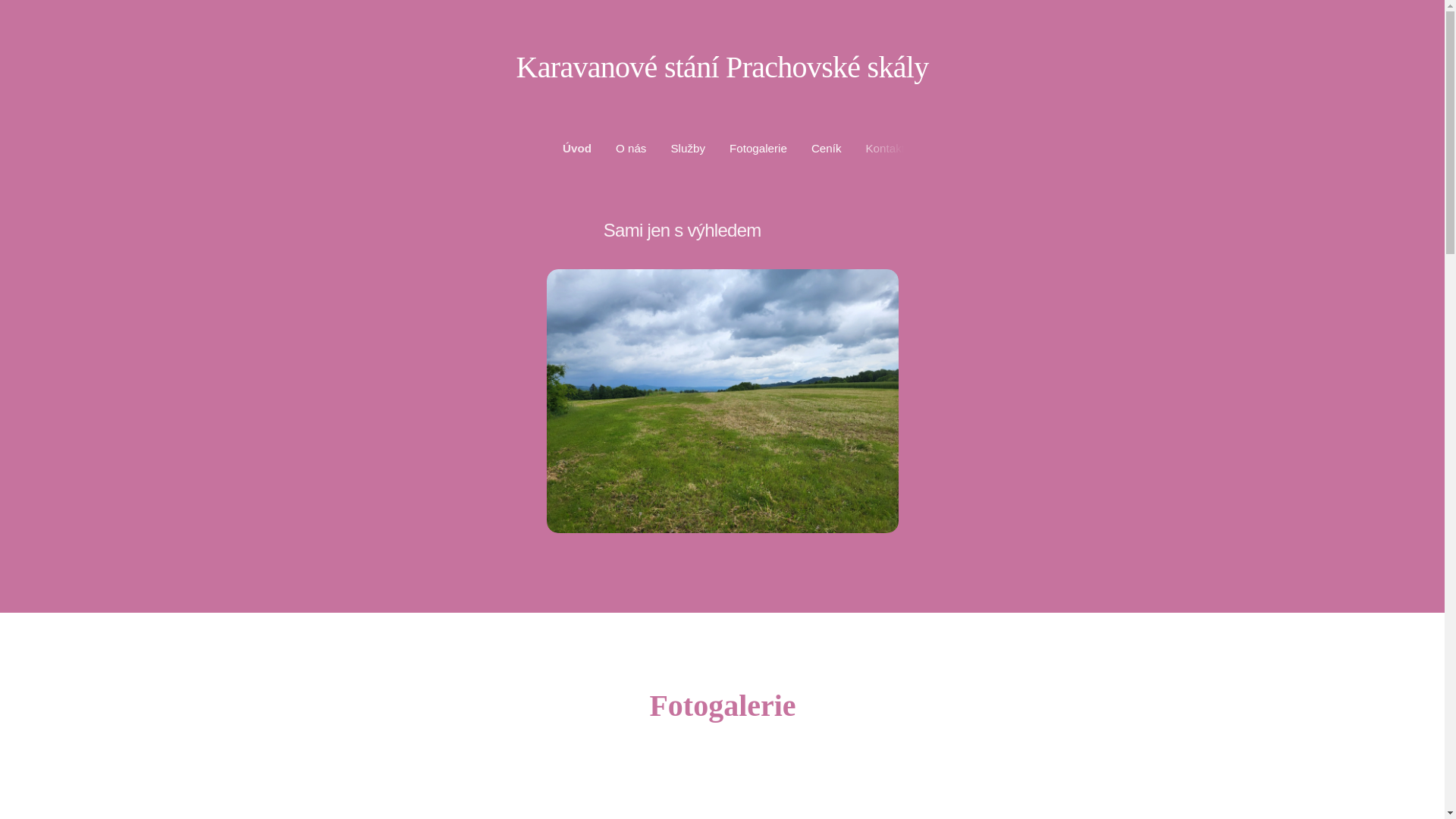 website screenshot of https://karavanovestaniprachovskeskaly.cz/