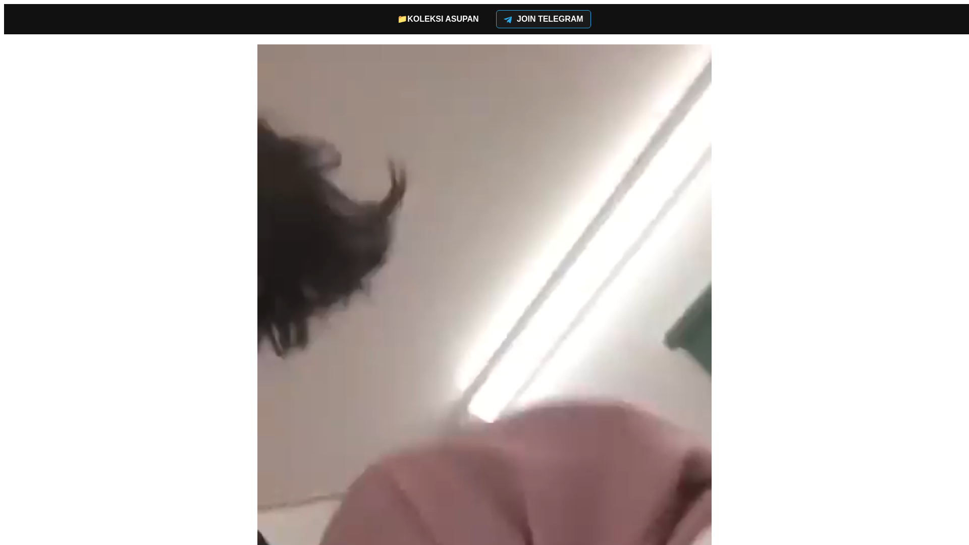 website screenshot of https://xvidey.top/v/?id=8kIK2WfU1