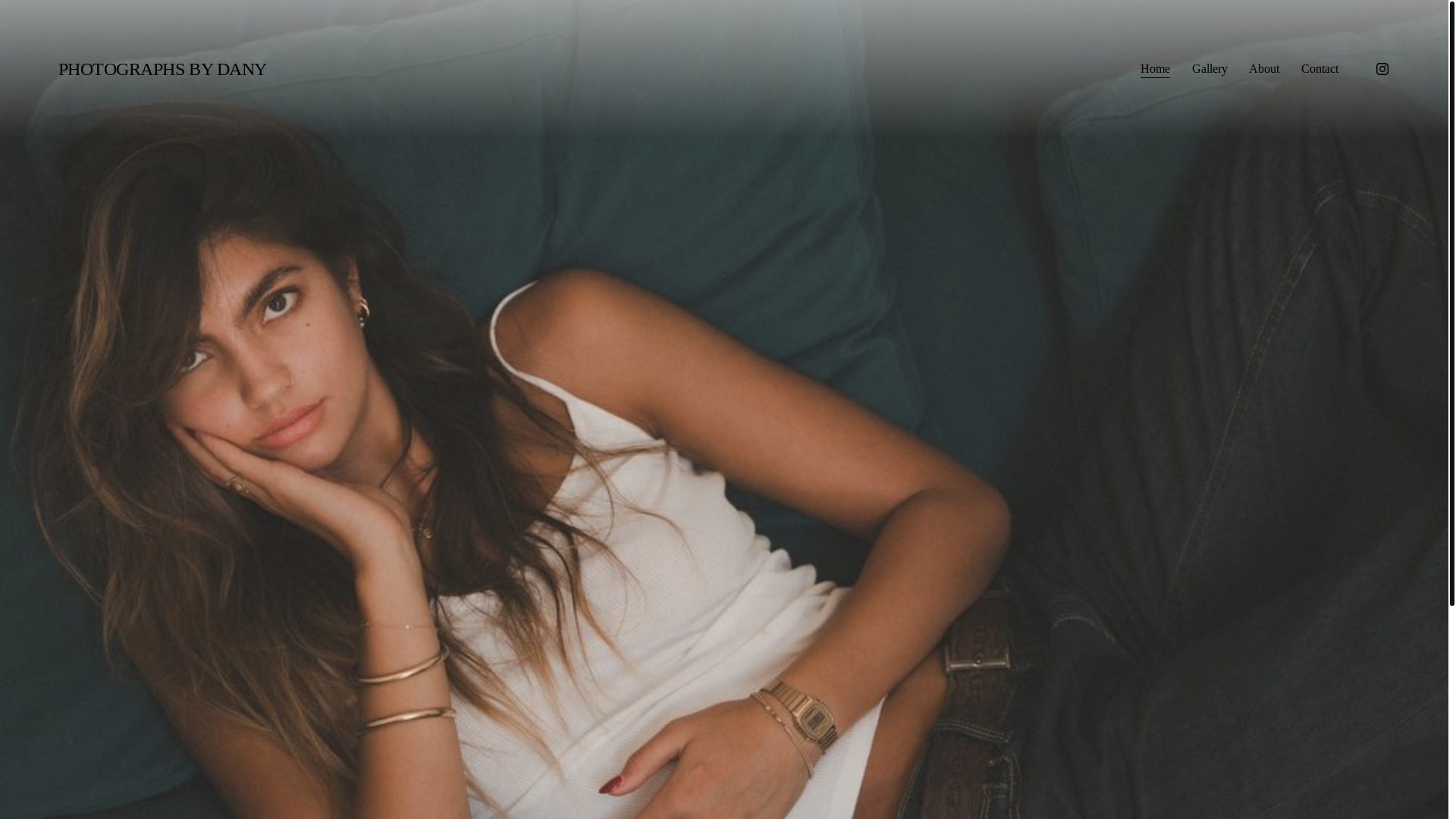 website screenshot of https://danibphotographs.com/