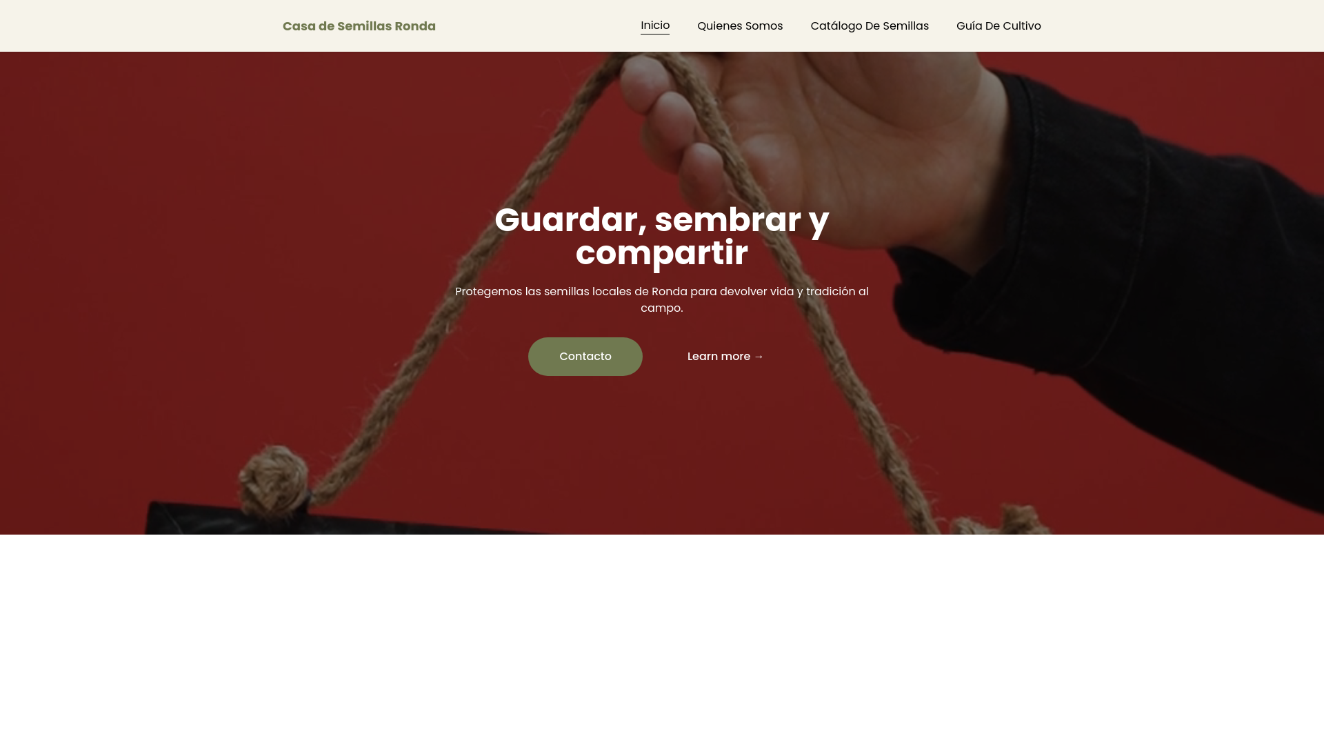 website screenshot of https://casasemillasronda.com/