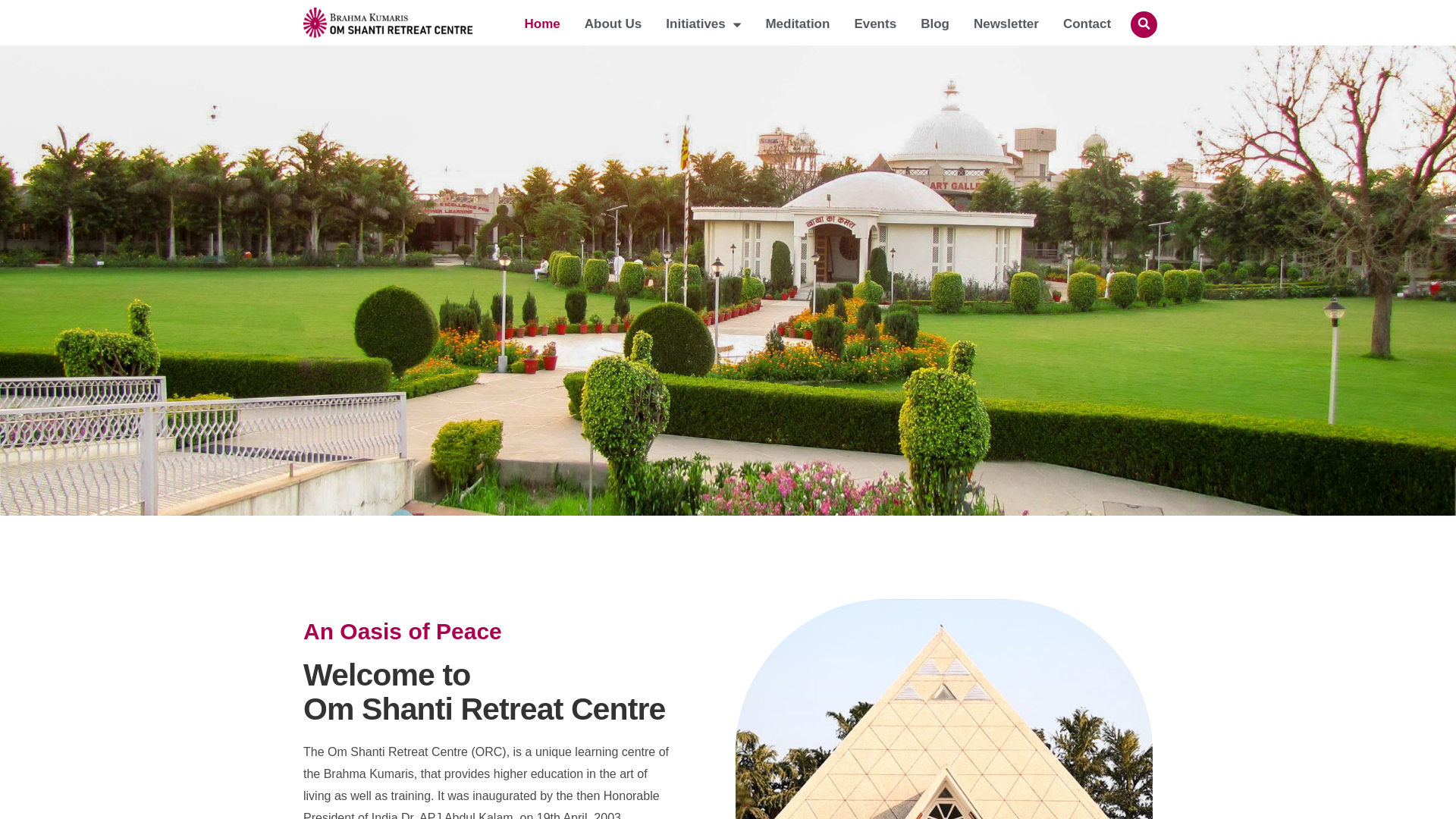 website screenshot of https://omshantiretreat.in/