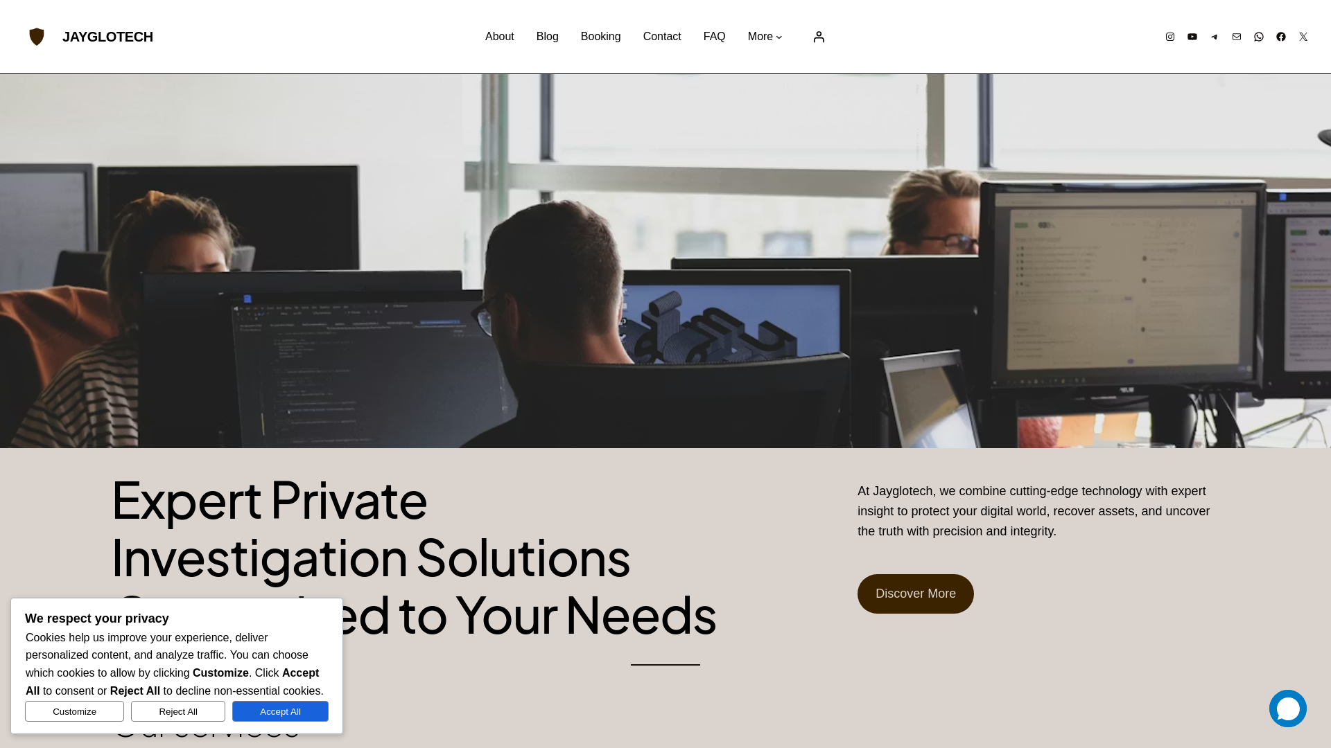 website screenshot of https://jayglotech.com/
