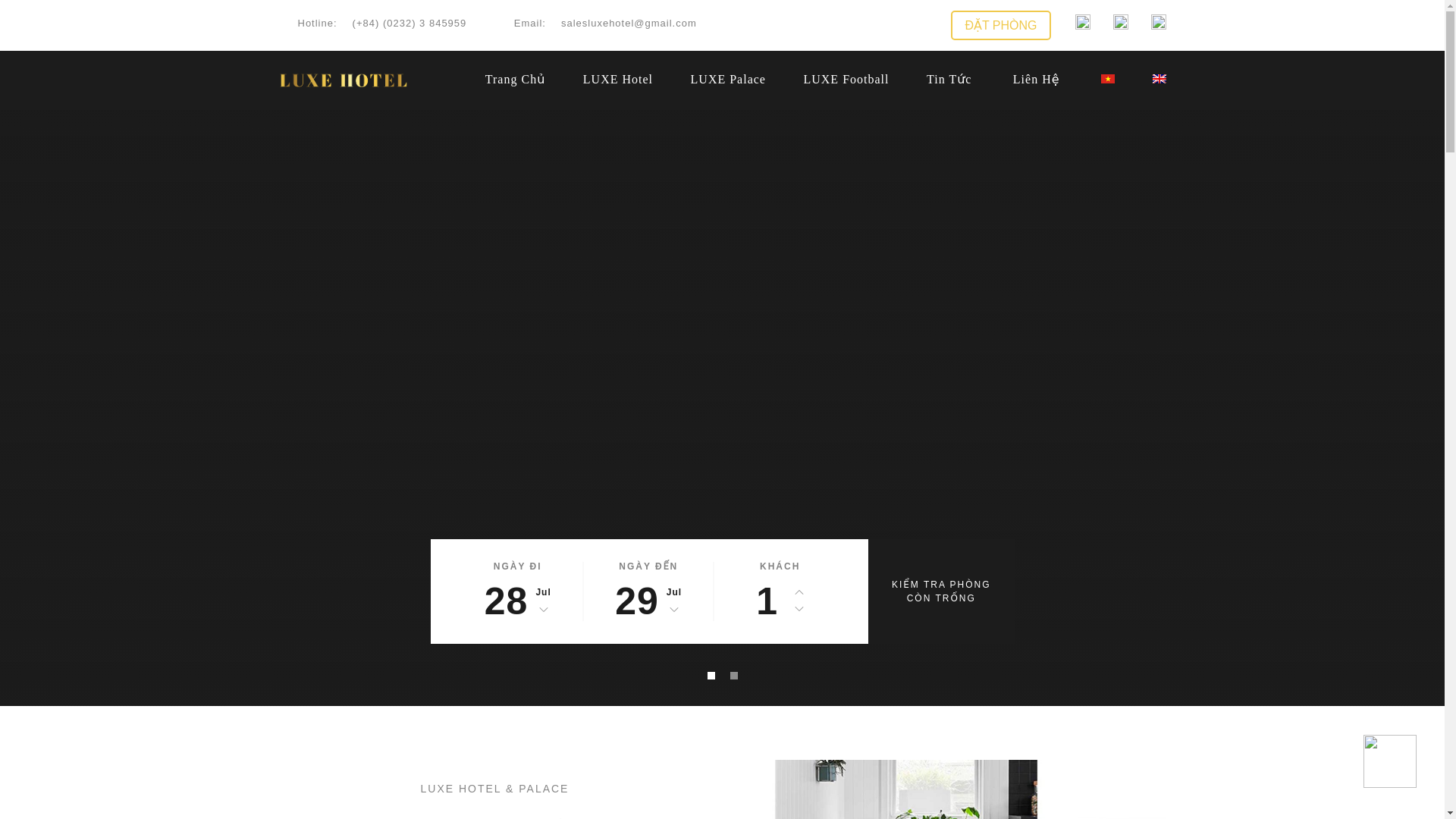 website screenshot of https://luxehotel.com.vn/
