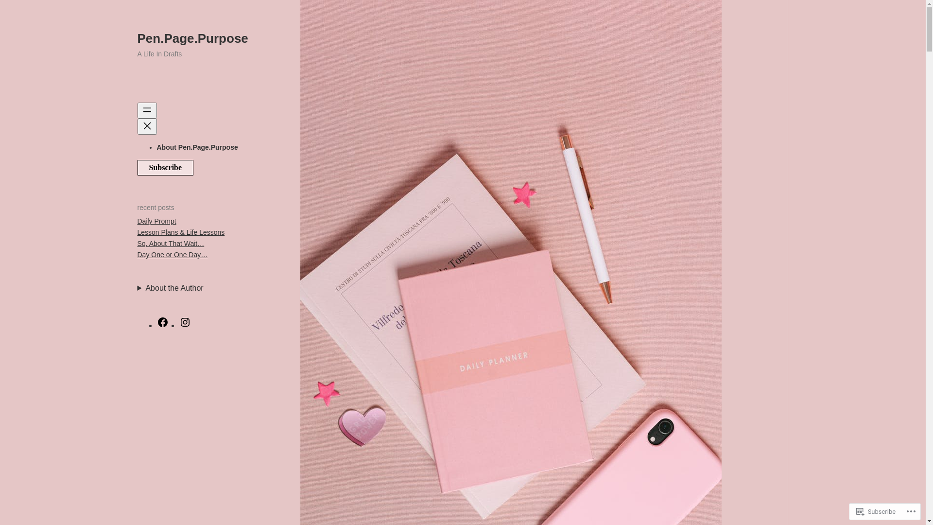 website screenshot of https://literallyjustagirl.blog/