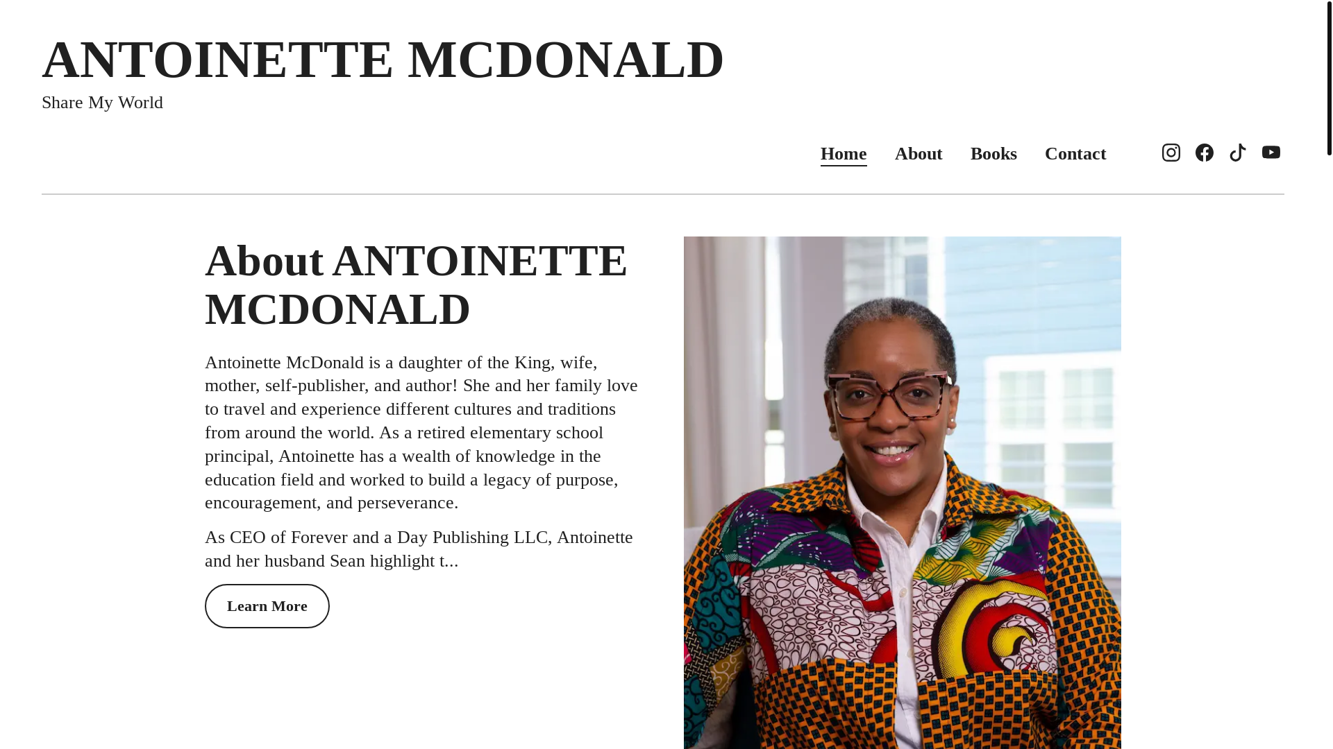 website screenshot of https://antoinettemcdonaldauthor.com/