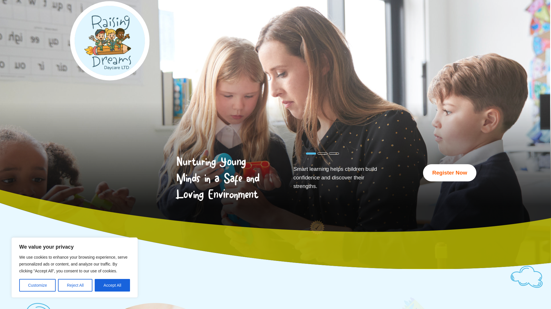 website screenshot of https://raisingdreamsdaycare.com/