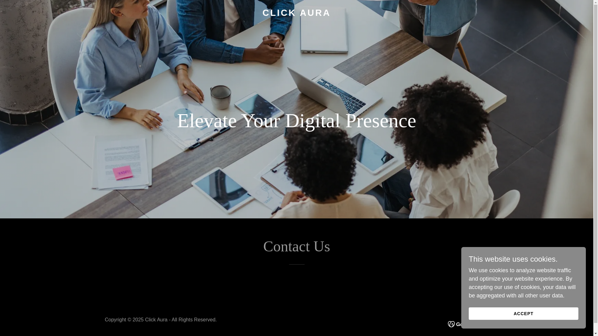 website screenshot of https://clickaura.digital/