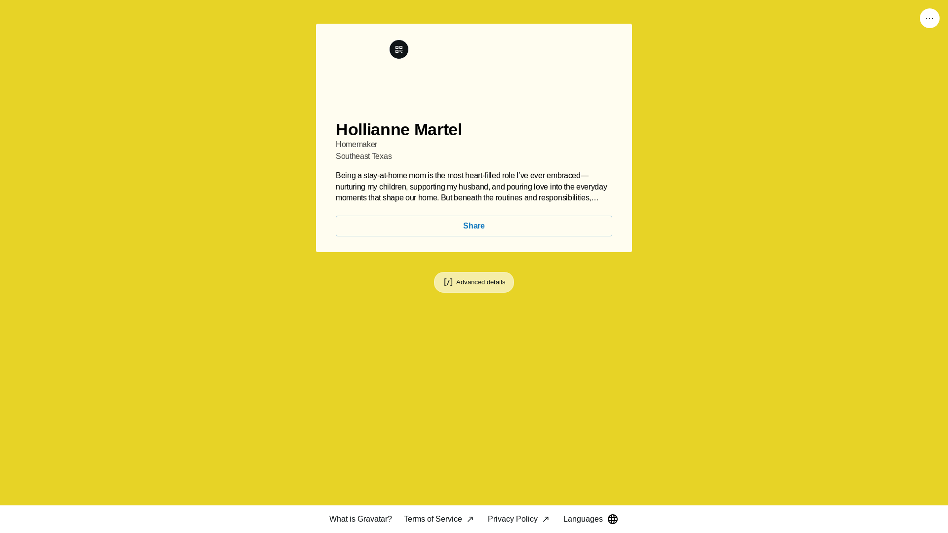 website screenshot of https://holliannemartel.link/