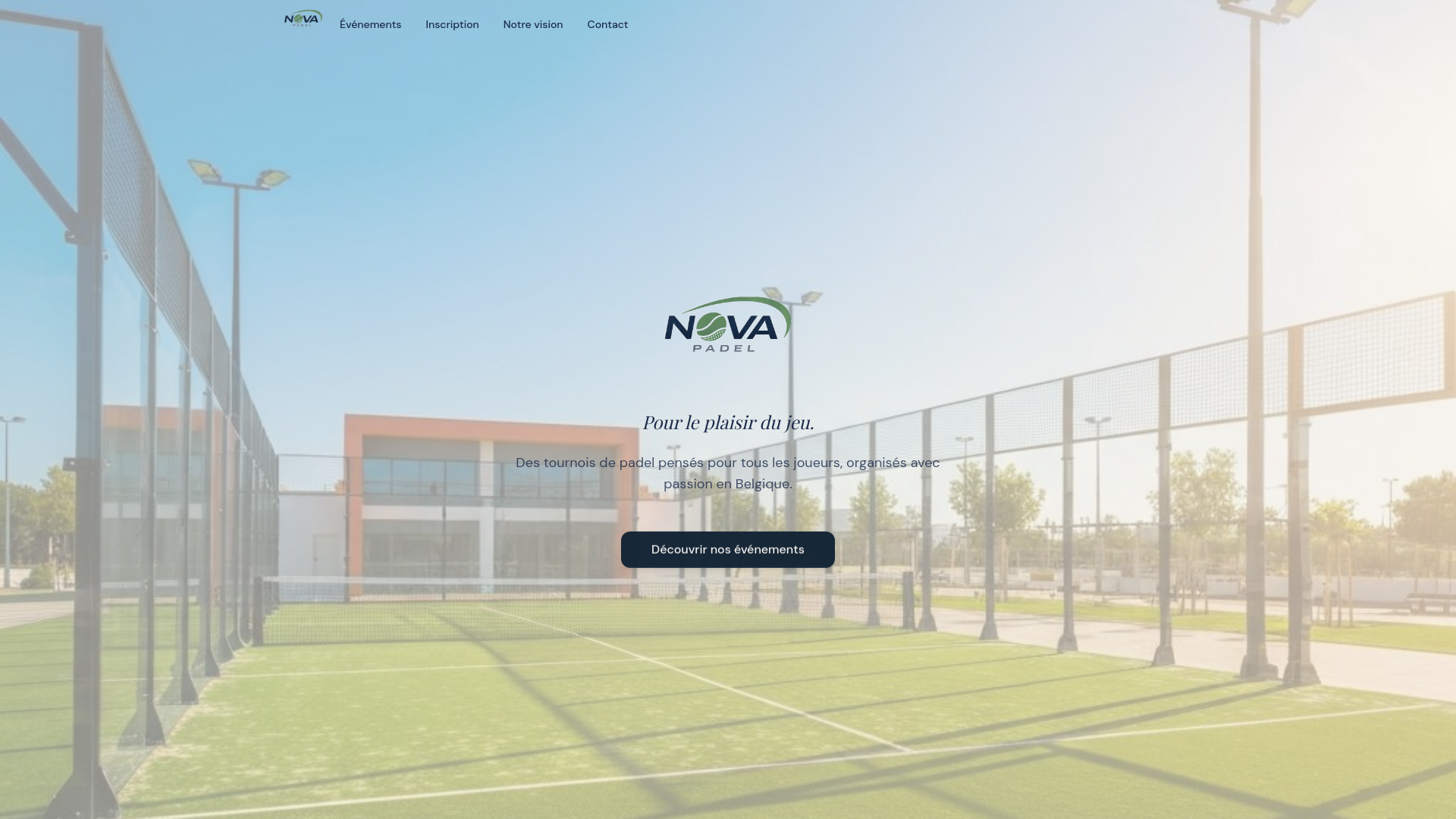 website screenshot of https://novapadel.be/