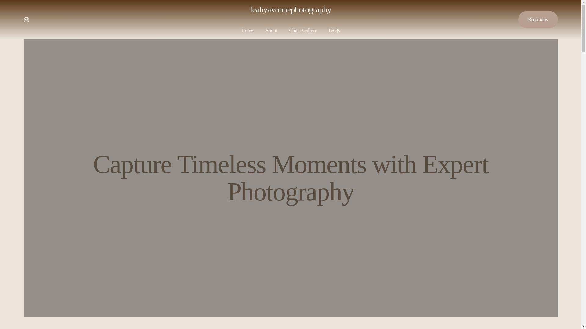 website screenshot of https://leahyavonnnephotography.com/