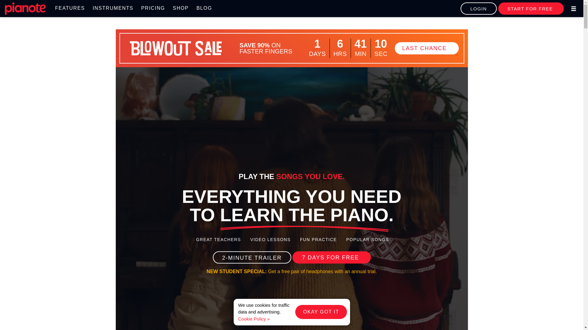 website screenshot of https://pianoclass-online.com/