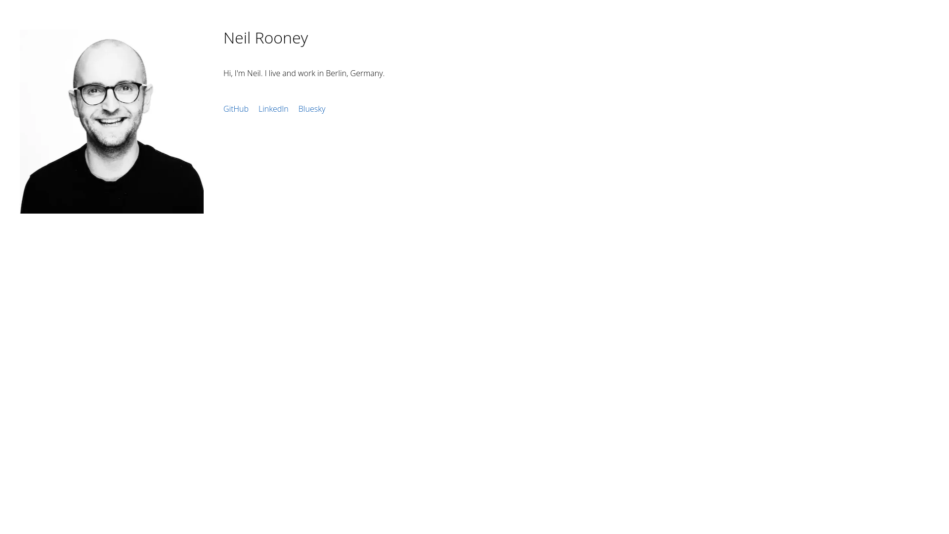 website screenshot of https://neilrooney.com/