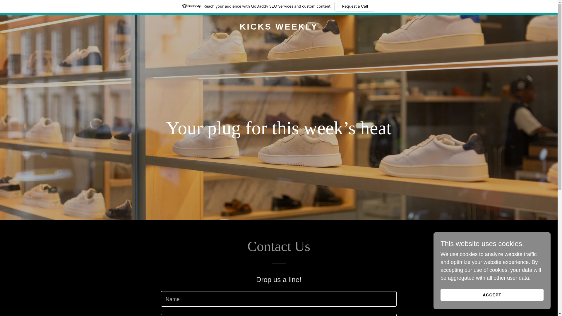 website screenshot of https://kicksweekly.com/