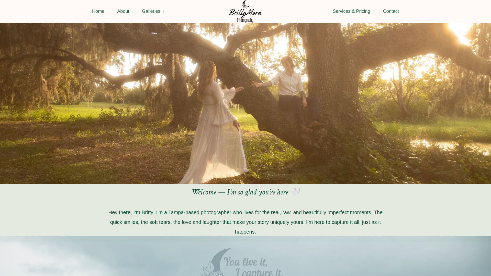 website screenshot of https://brittymoraphotography.com/