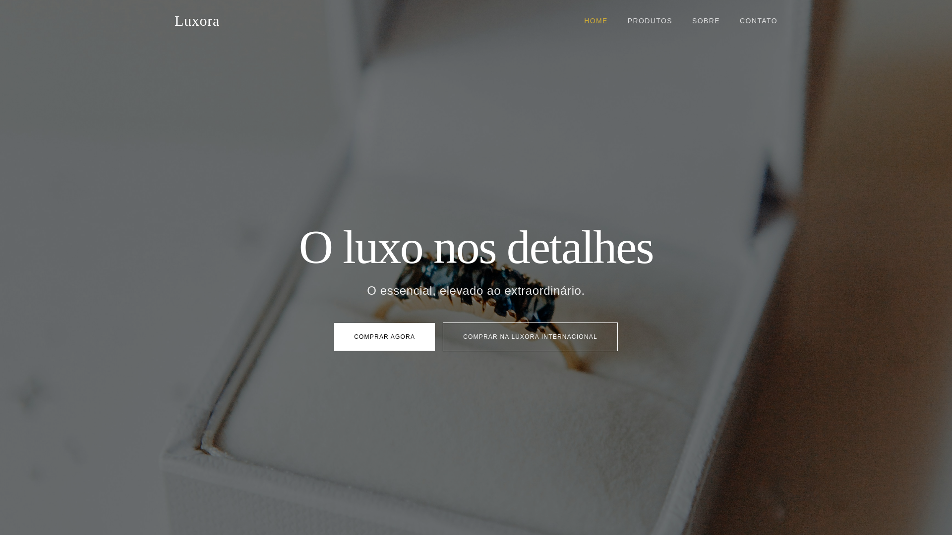 website screenshot of https://luxorasemijoias.com/