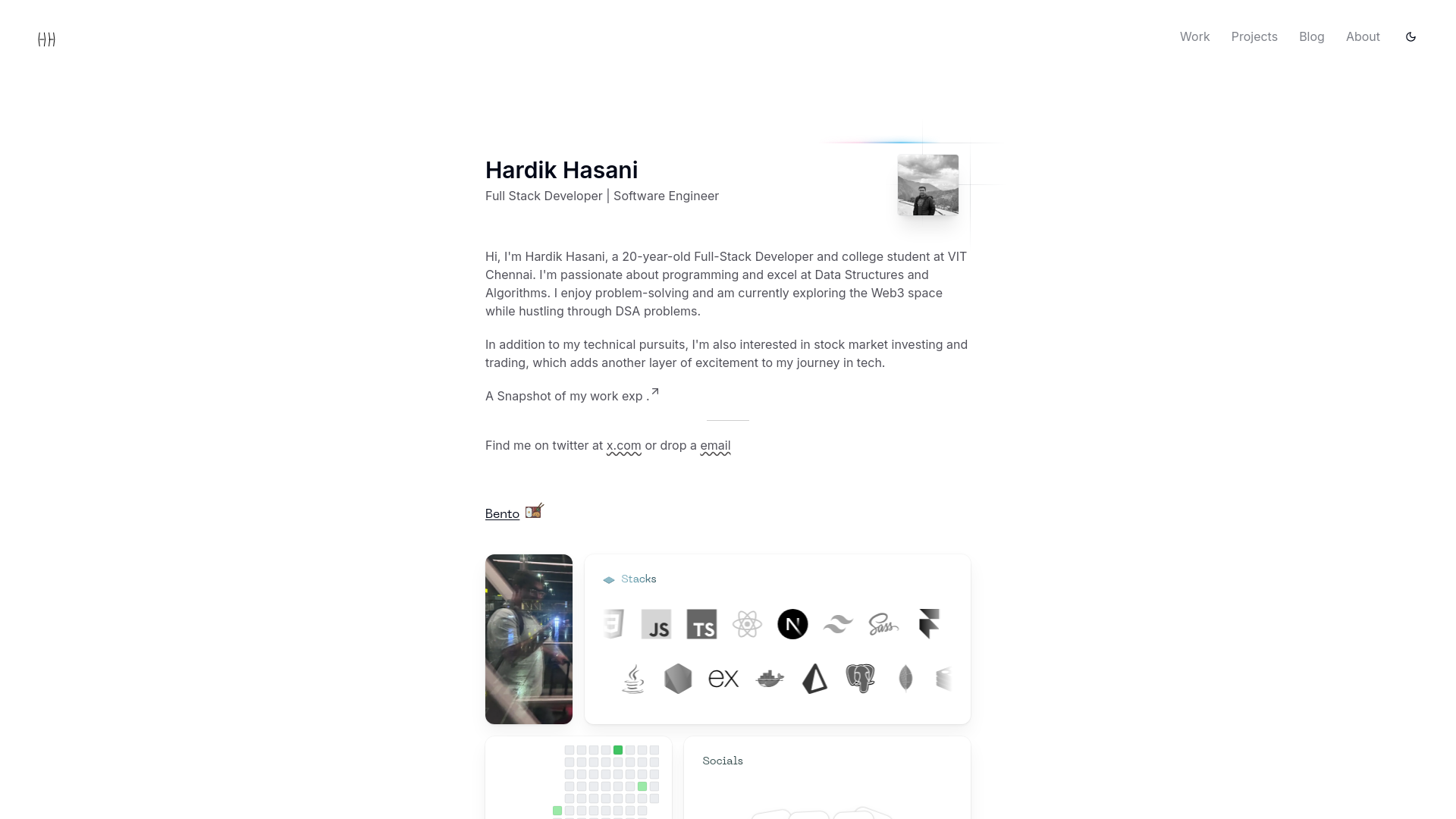 website screenshot of https://hardikhasani.dev/