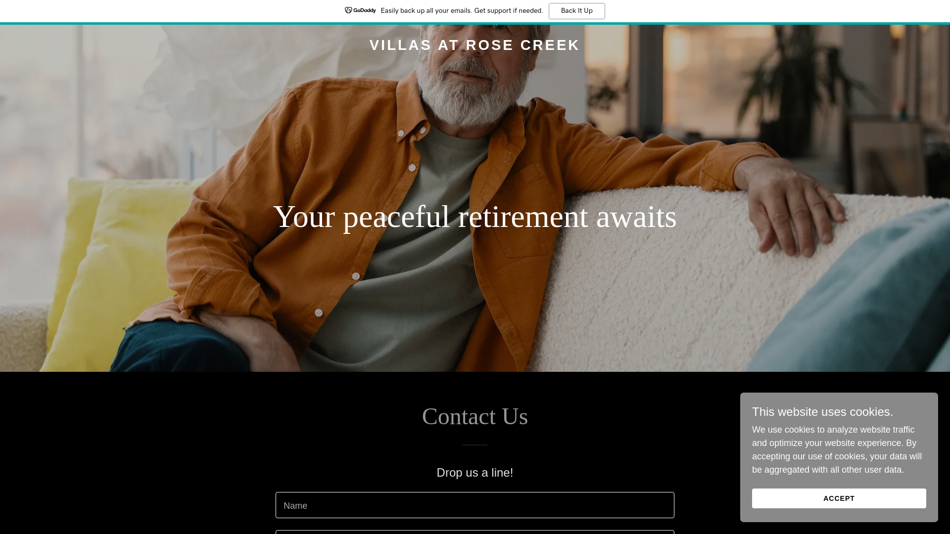 website screenshot of https://villasatrosecreek.com/