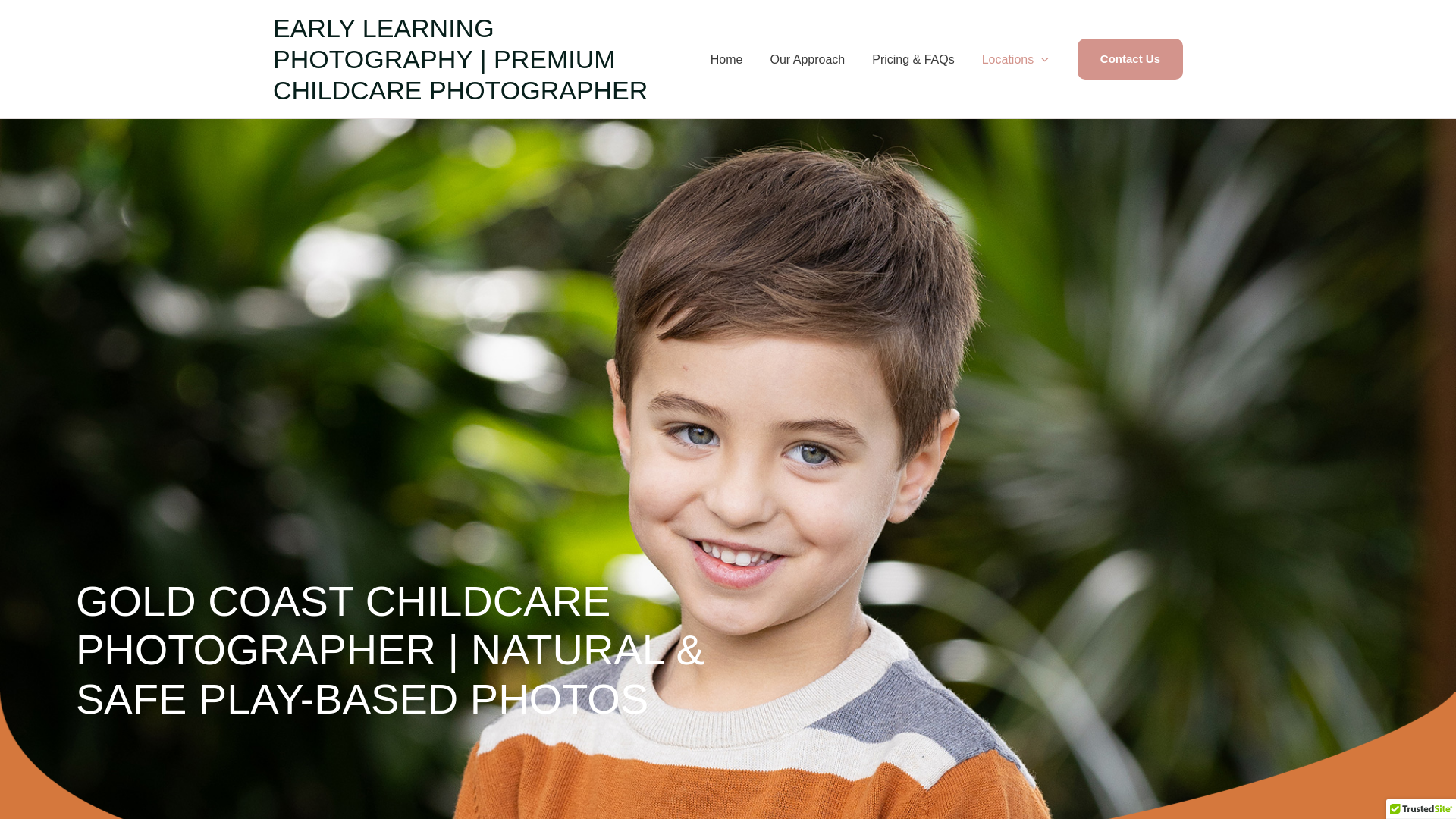 website screenshot of https://goldcoastchildcarephotography.com.au