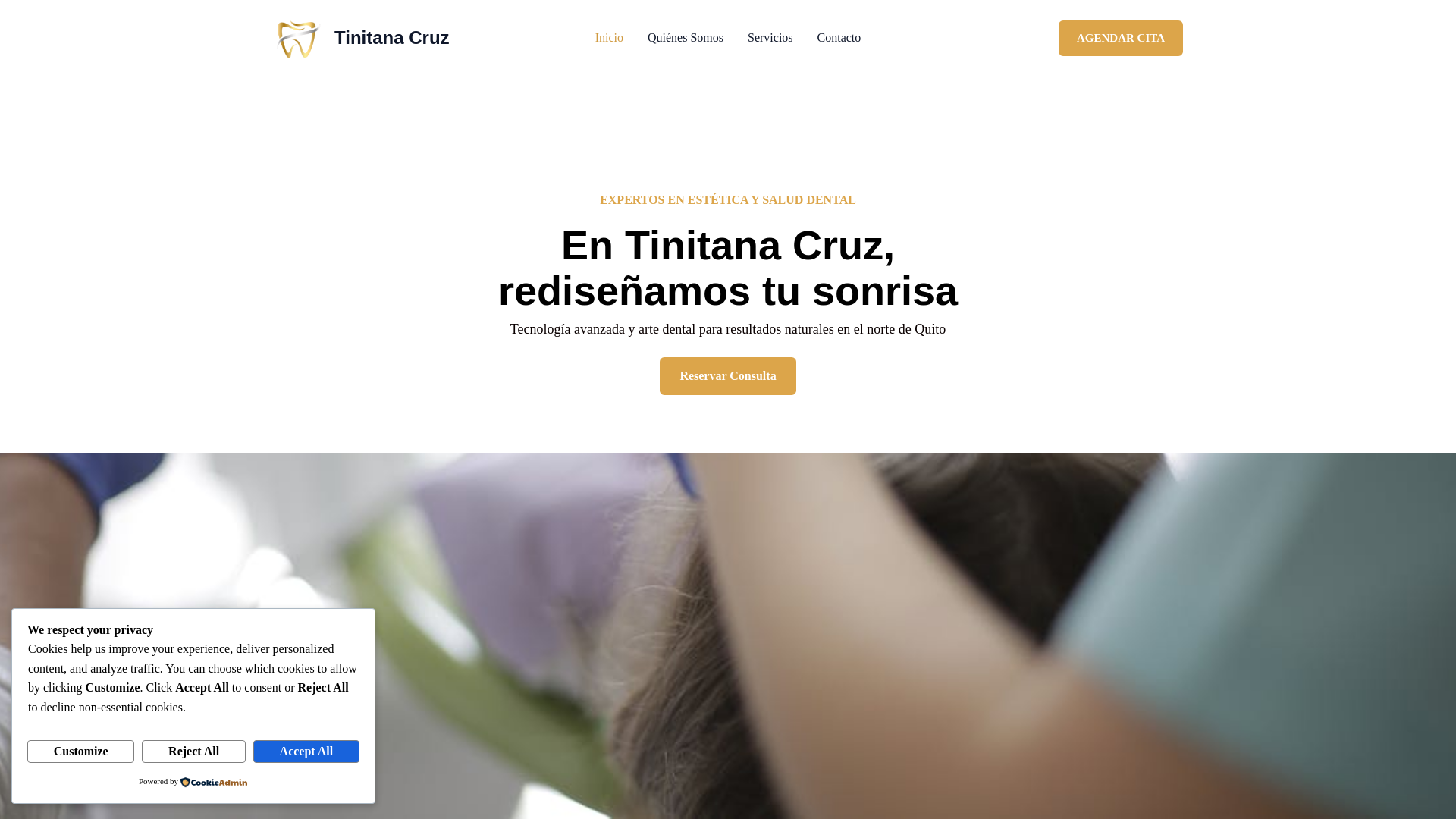 website screenshot of https://clinicadentaltinitanacruz.com/