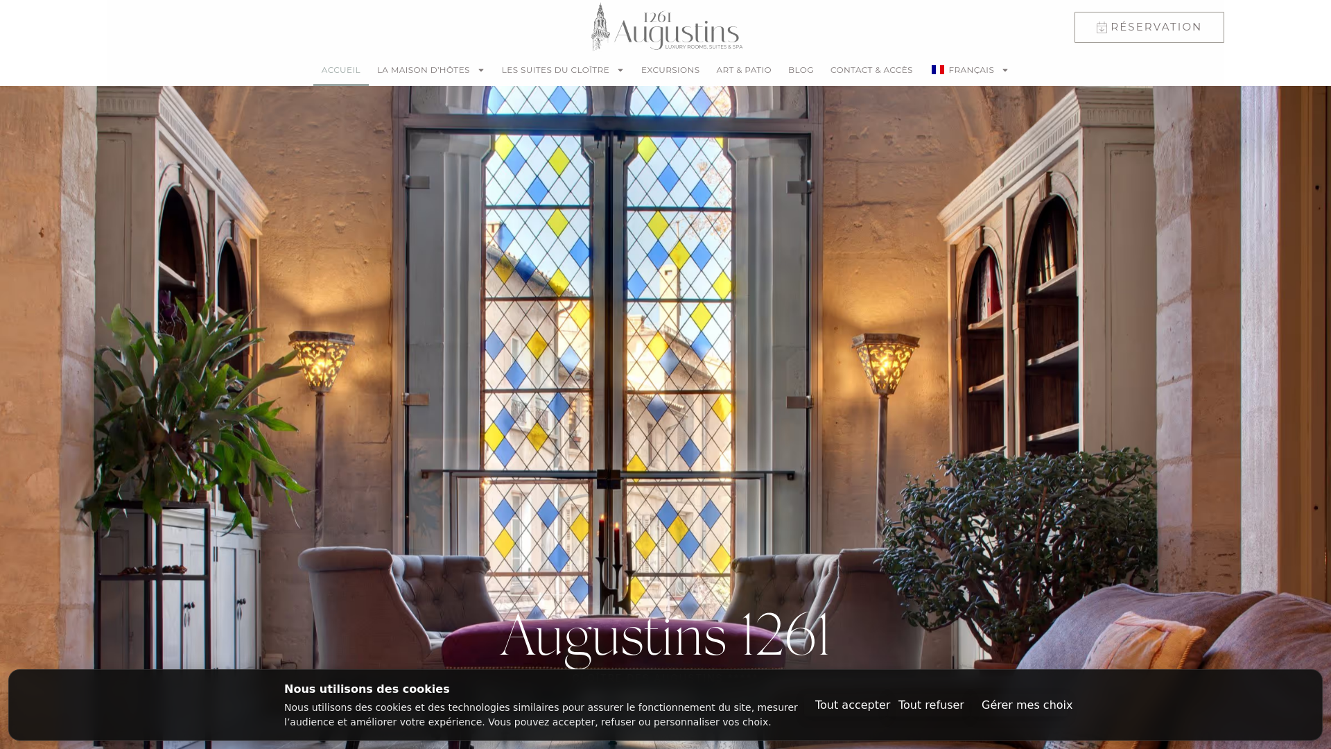 website screenshot of https://aux-augustins.fr/